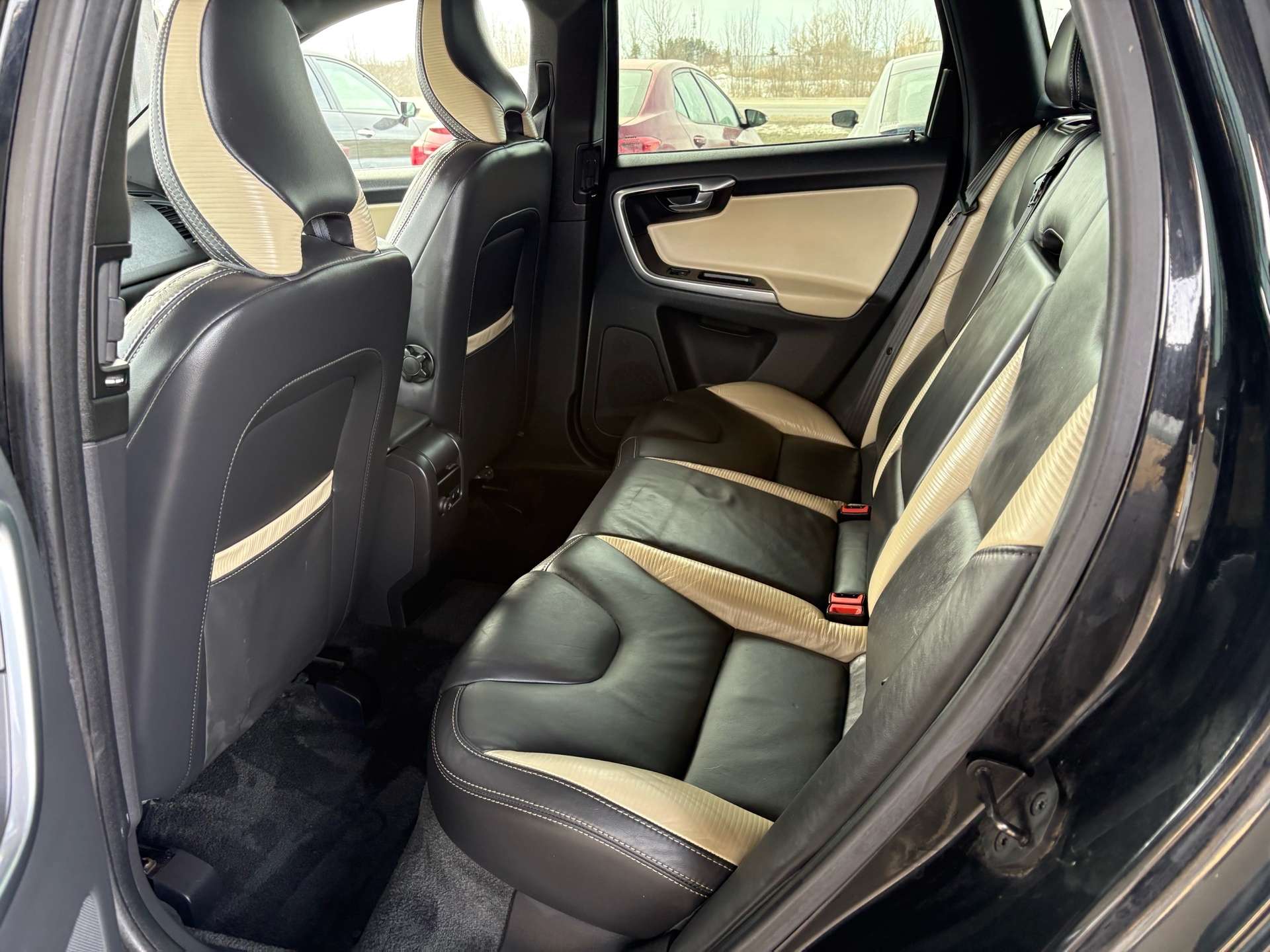 2013 Volvo XC60 AWD T6 I R-DESIGN I ACCIDENT FREE I CERTIFIED thumb 12