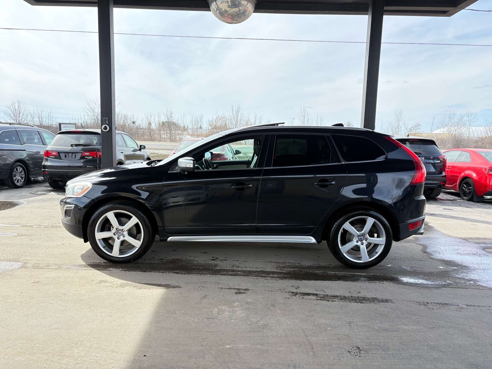 2013 Volvo XC60 AWD T6 I R-DESIGN I ACCIDENT FREE I CERTIFIED thumb 7
