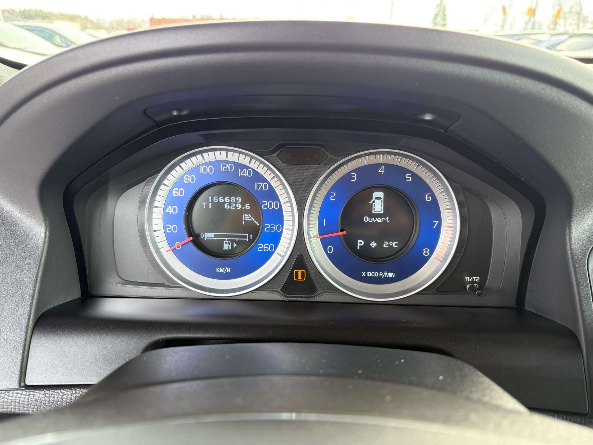 2013 Volvo XC60 AWD T6 I R-DESIGN I ACCIDENT FREE I CERTIFIED thumb 26