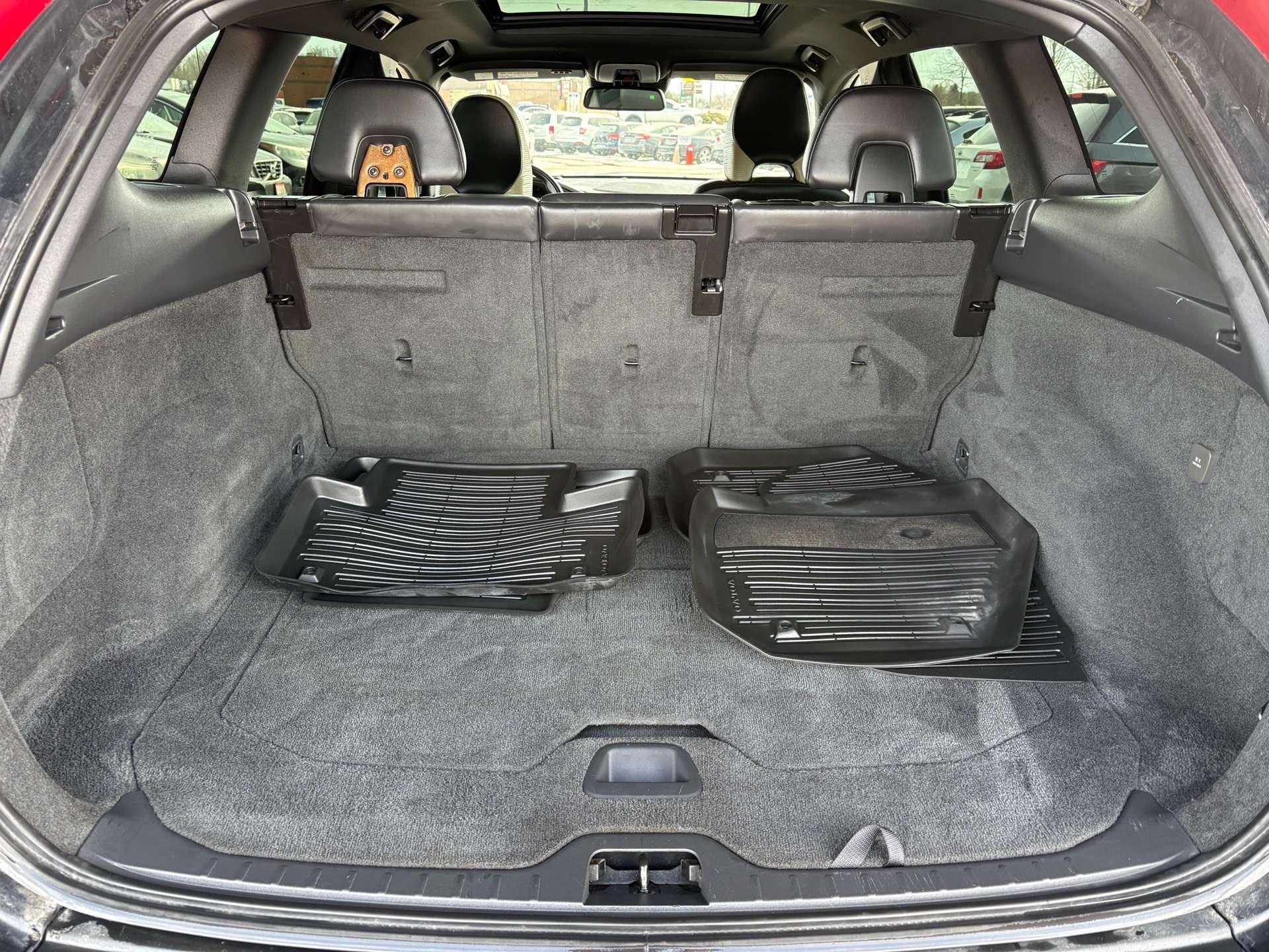 2013 Volvo XC60 AWD T6 I R-DESIGN I ACCIDENT FREE I CERTIFIED thumb 13