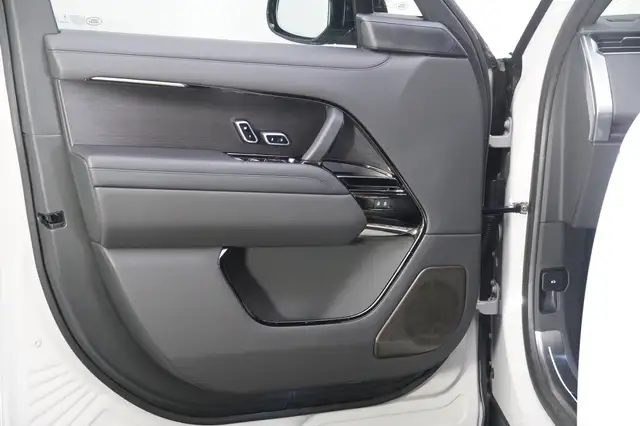 Land Rover Range Rover 3.0PHEV SV Ansicht 14