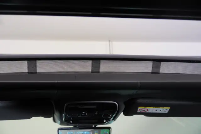 Land Rover Range Rover 3.0PHEV SV Ansicht 26