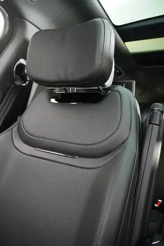 Land Rover Range Rover 3.0PHEV SV Ansicht 23