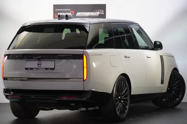 Land Rover Range Rover 3.0PHEV SV Ansicht 3