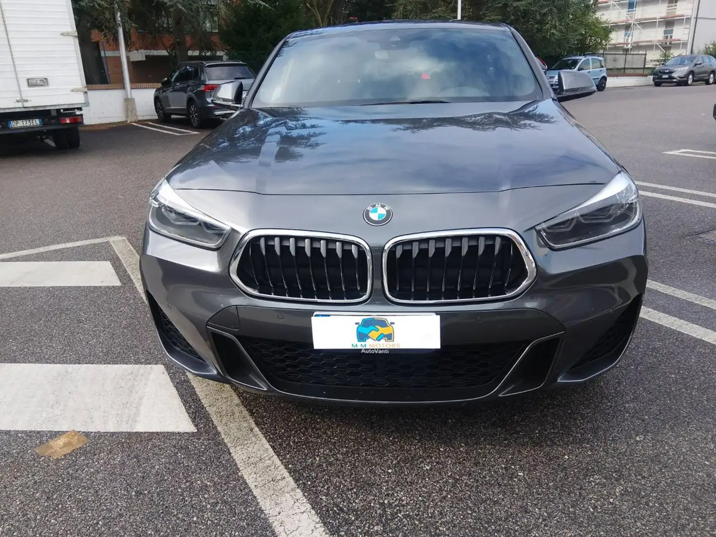 BMW X2 sDrive18d Msport PROMMO Gris - 2
