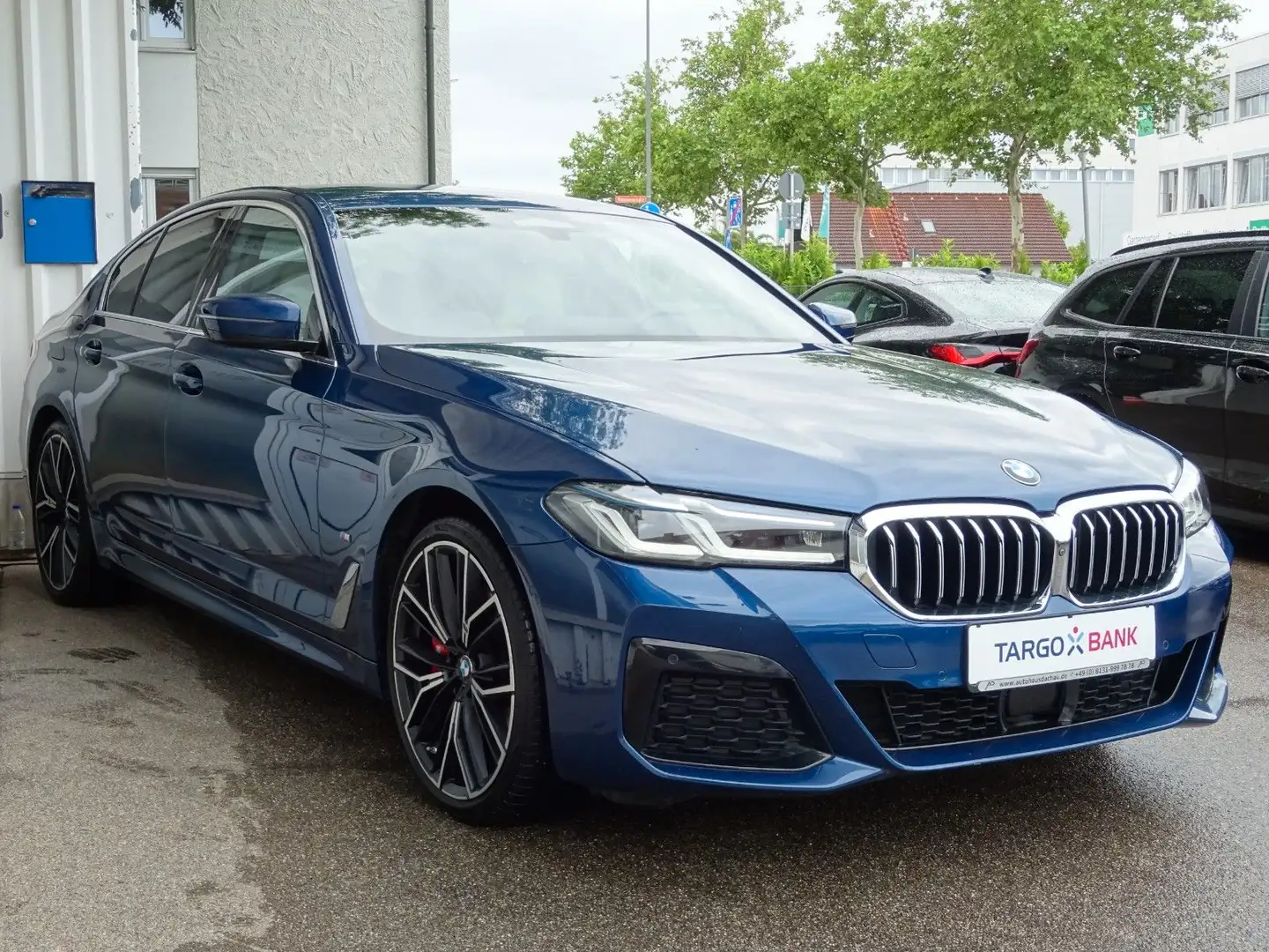 BMW 520 d Aut M Sportpaket 20" Navi LCP Leder Laser Blau - 1