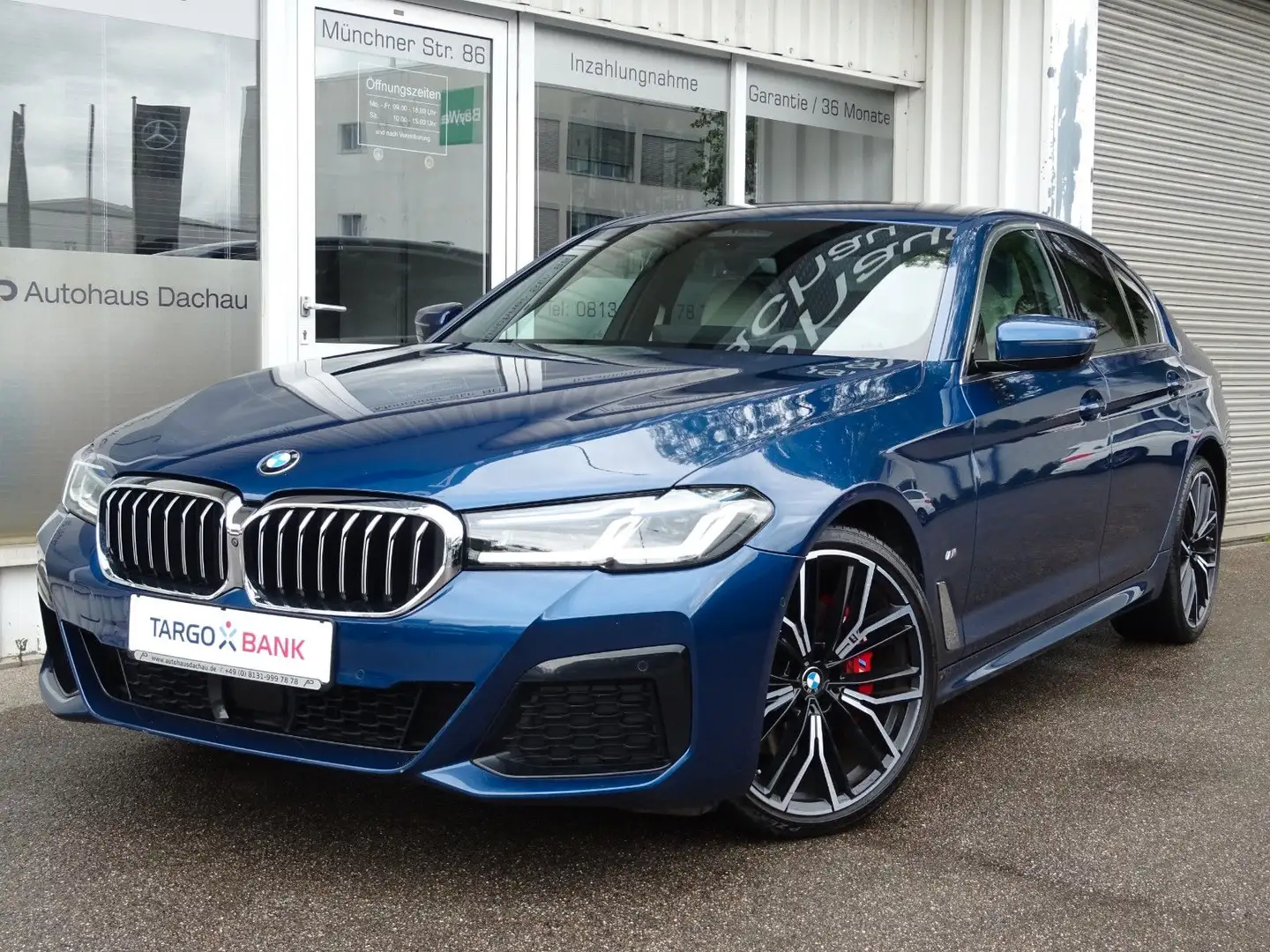 BMW 520 d Aut M Sportpaket 20" Navi LCP Leder Laser Blau - 2