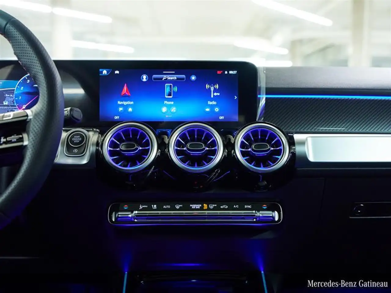 Mercedes-Benz GLB снимка Mercedes-Benz GLB