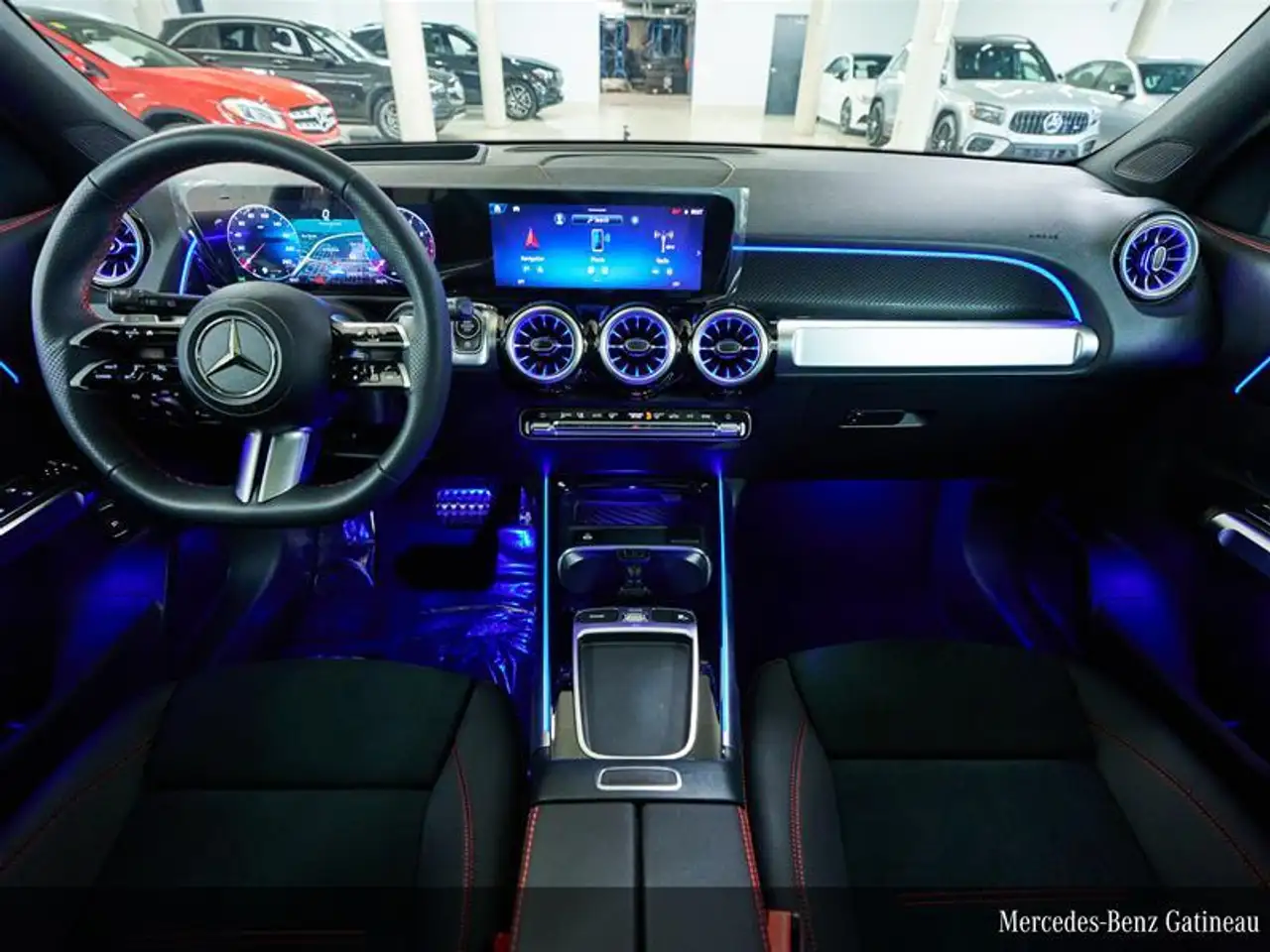 Mercedes-Benz GLB снимка Mercedes-Benz GLB