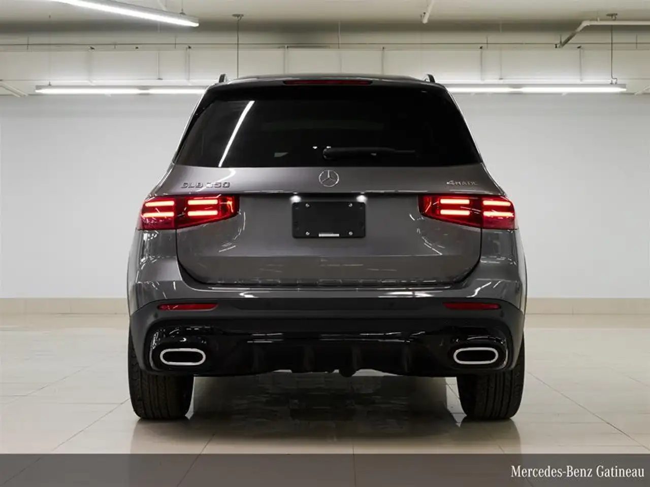 Mercedes-Benz GLB снимка Mercedes-Benz GLB