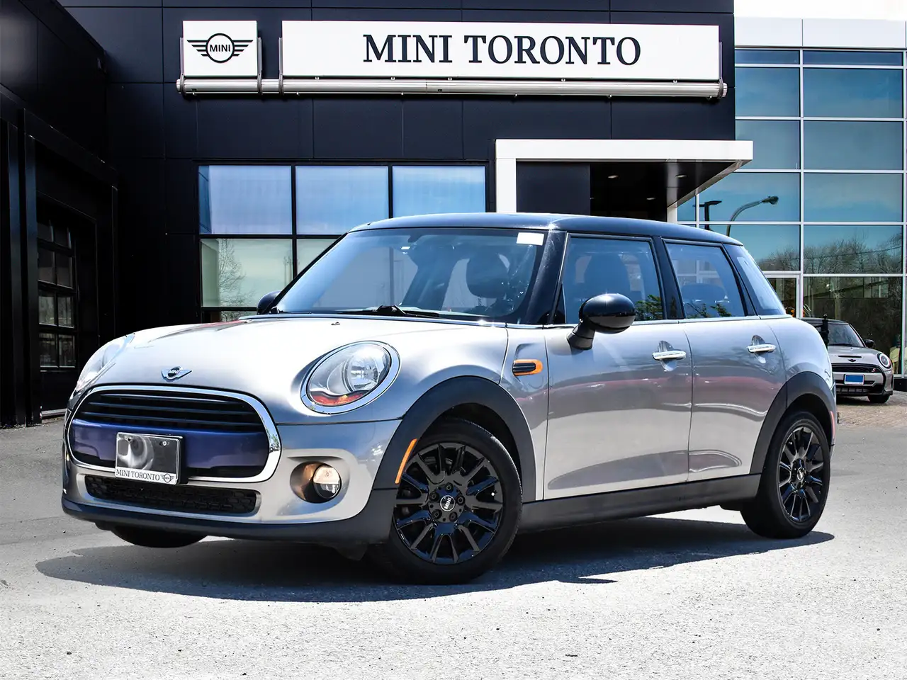 2018 MINI 5 Door
