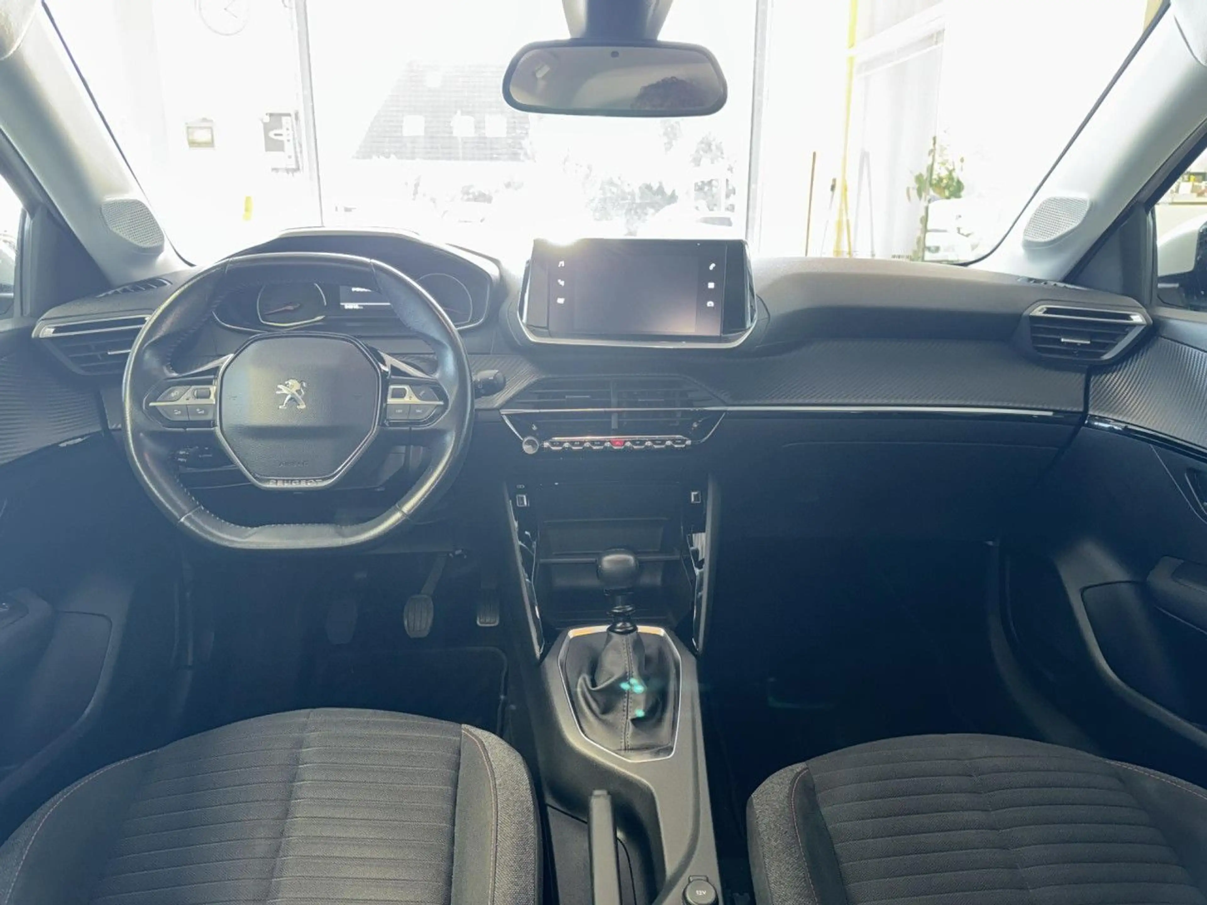Peugeot 208 PureTech 100 Active, Sitzheizung! Bluetooth — photo 14