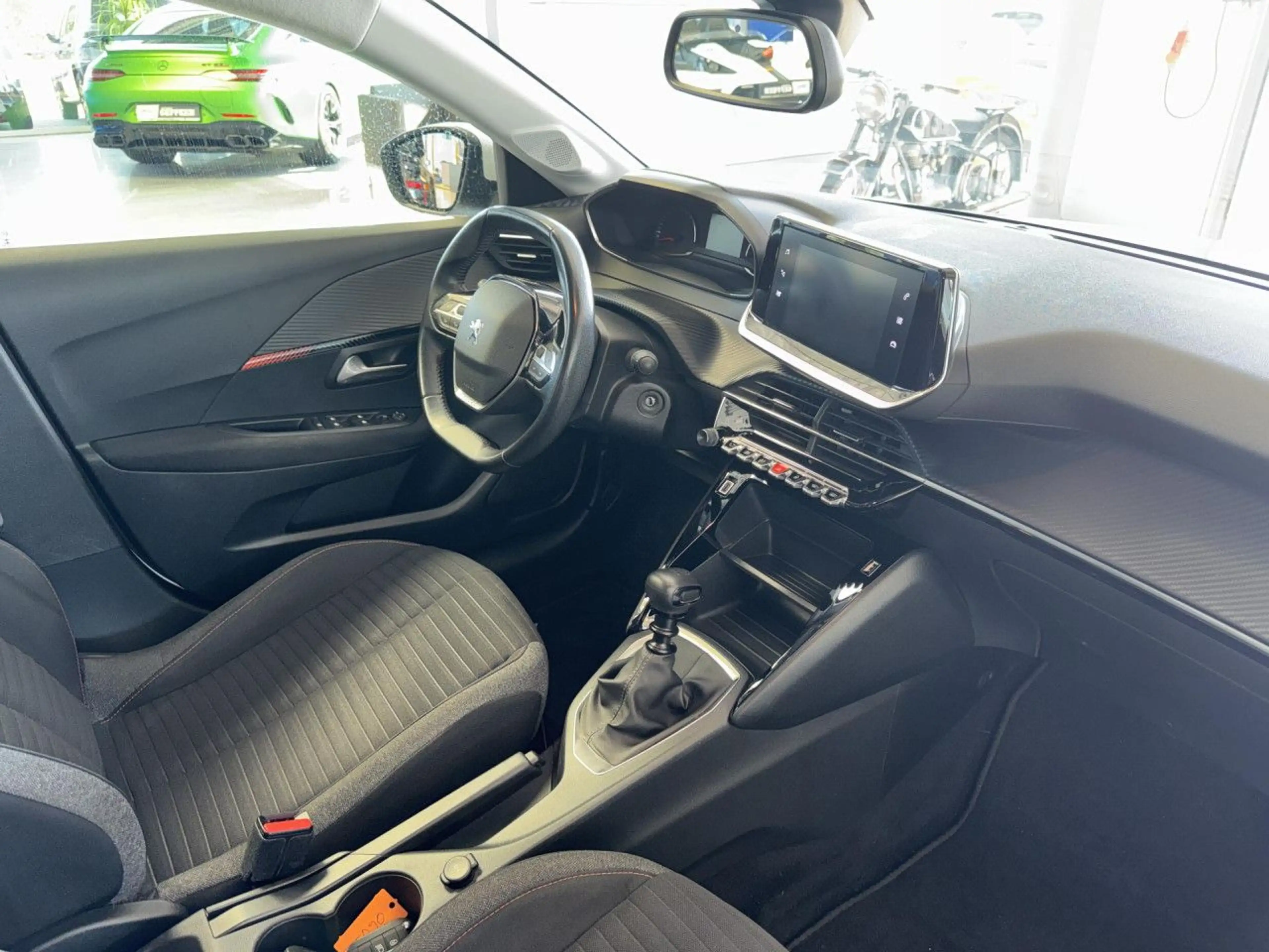Peugeot 208 PureTech 100 Active, Sitzheizung! Bluetooth — photo 15