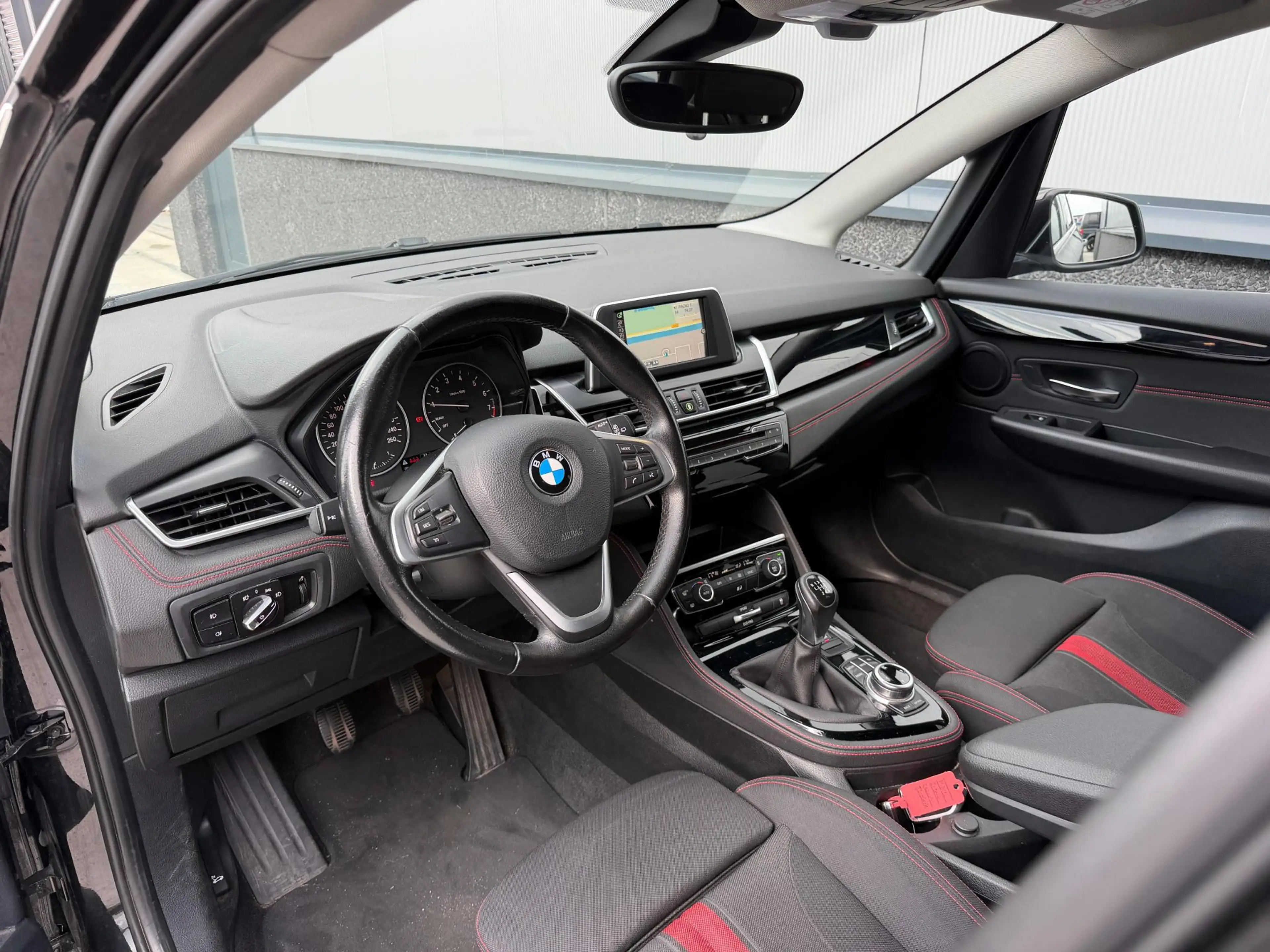 BMW 216 2-serie Active Tourer 216i Executive Sport Line | — photo 5