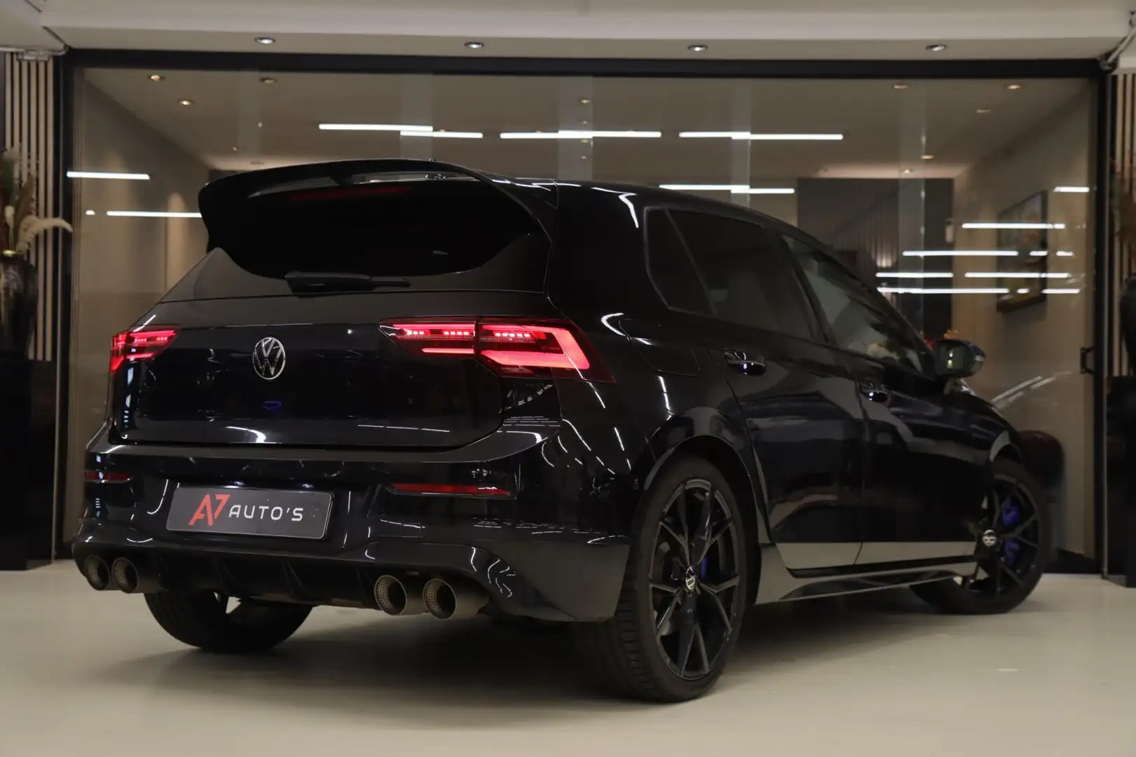 Volkswagen Golf 2.0 TSI R 4Motion 20 Jahre /AKRA/HUD/H-K/VOL Zwart - 2