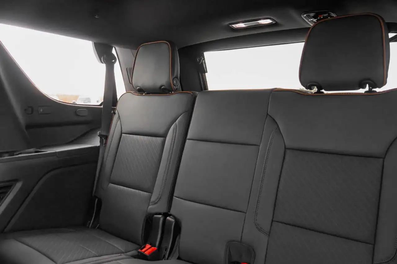GMC Yukon снимка GMC Yukon