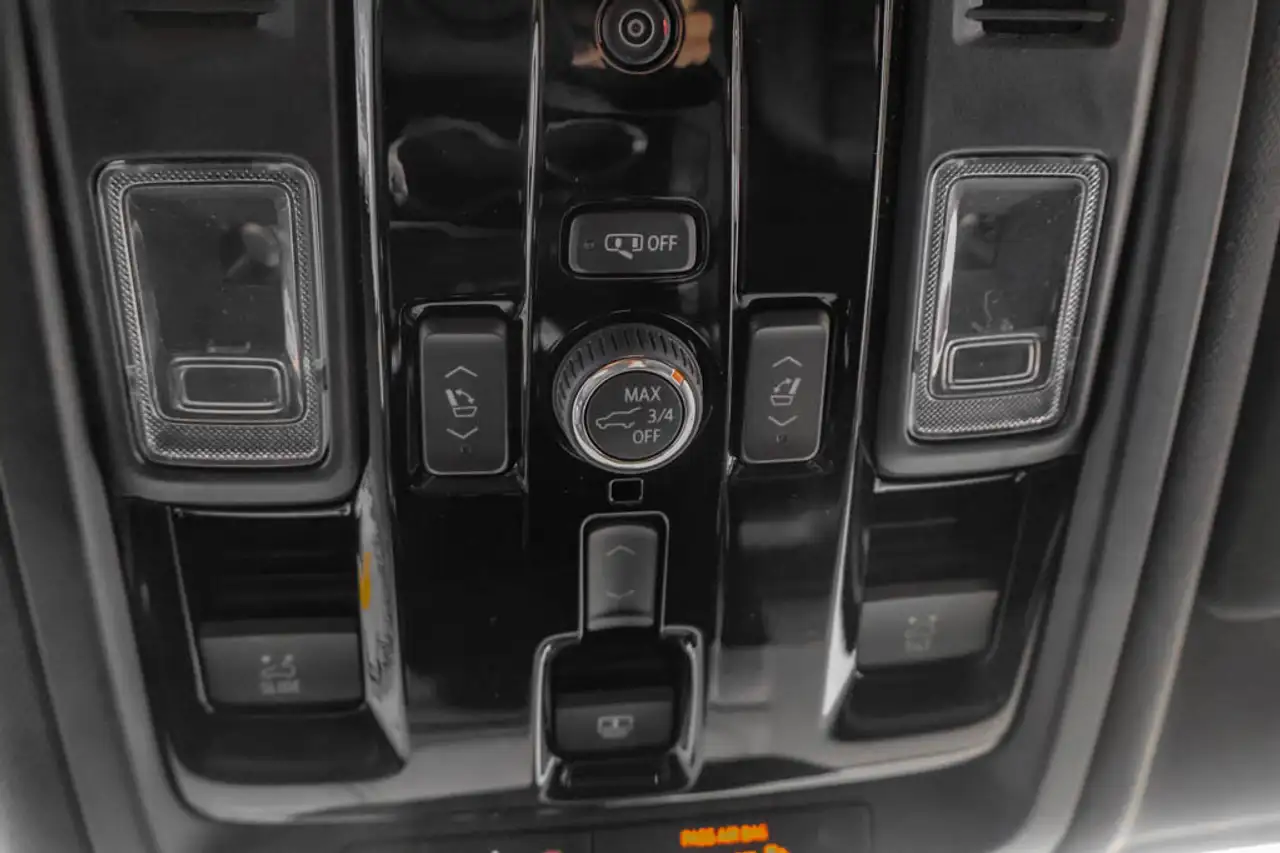 GMC Yukon снимка GMC Yukon