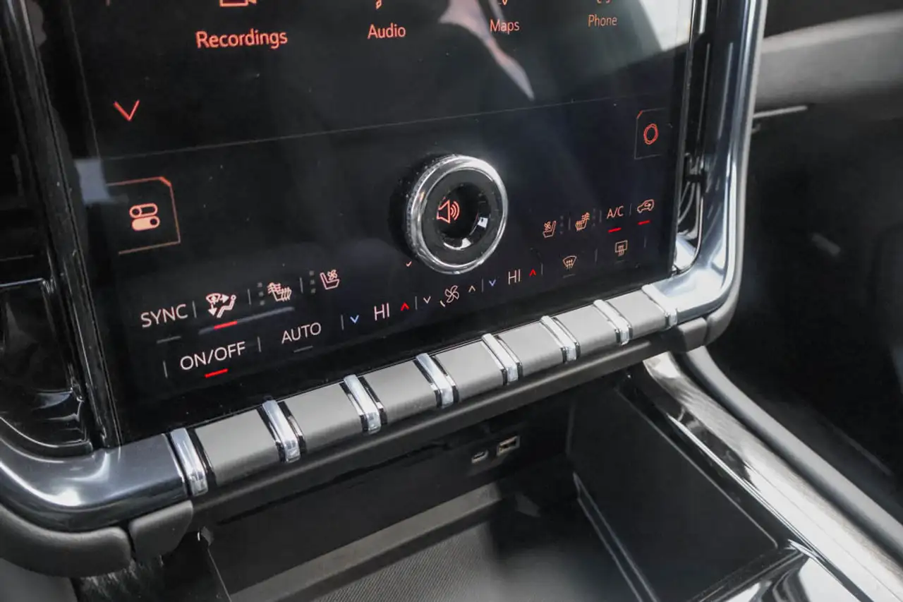 GMC Yukon снимка GMC Yukon