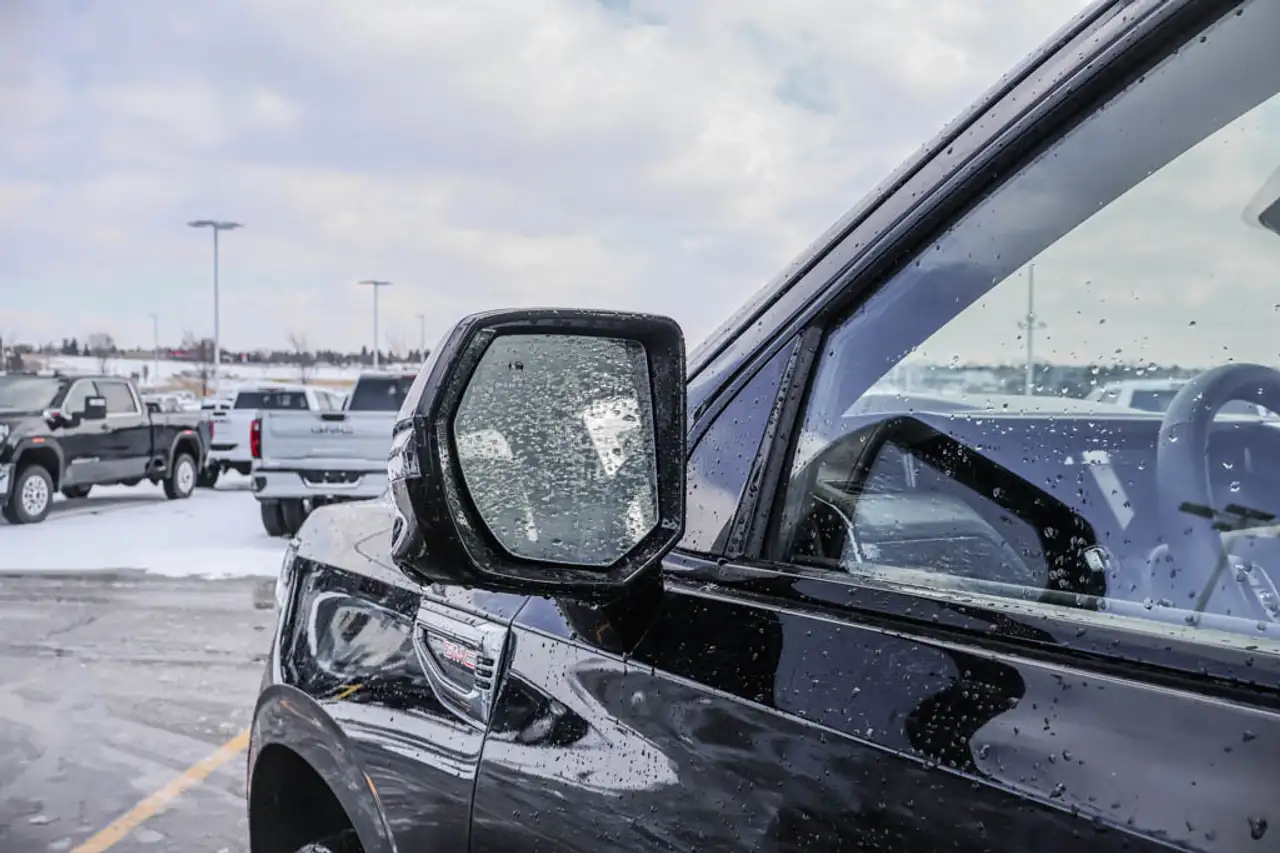 GMC Yukon снимка GMC Yukon