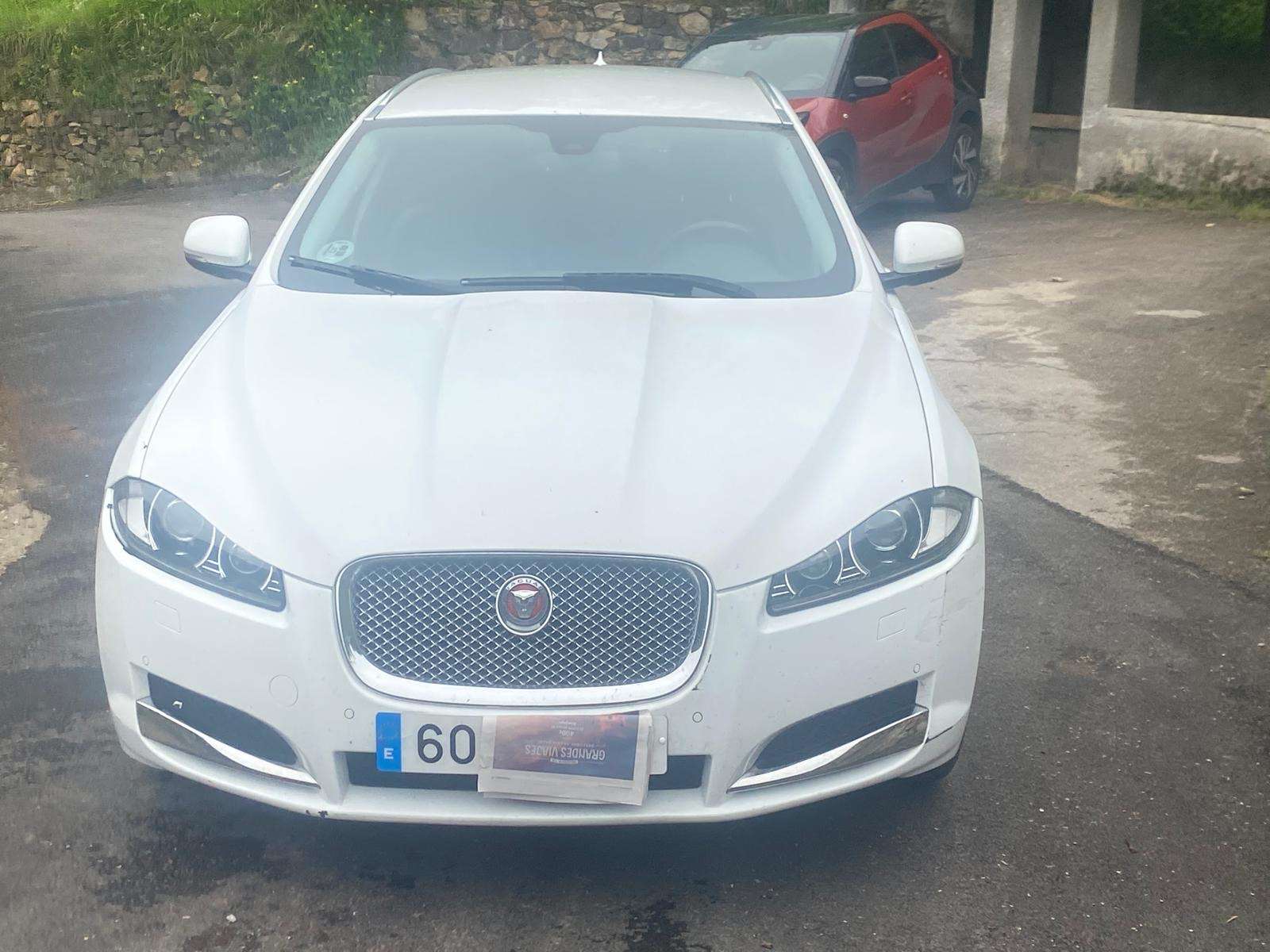 Jaguar XF XF Sportbrake 2.2 Diesel Luxury Aut. Luxury - foto 1