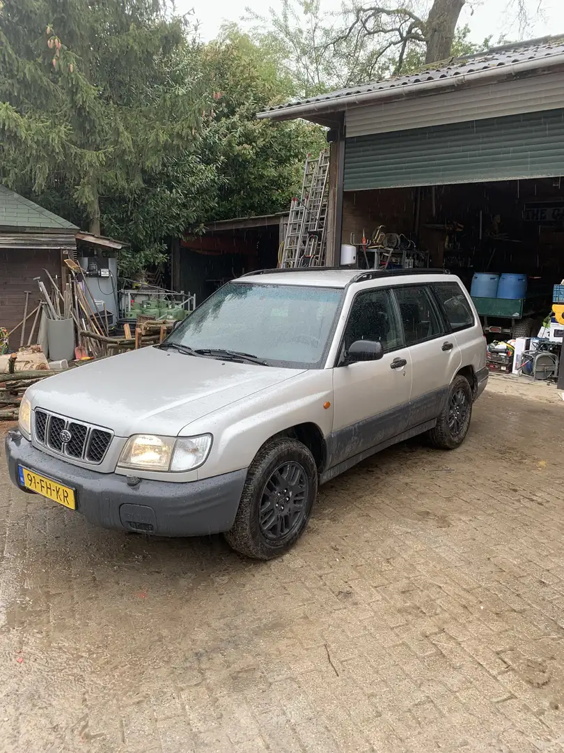 Subaru Forester 2.0 AWD Gri - 2