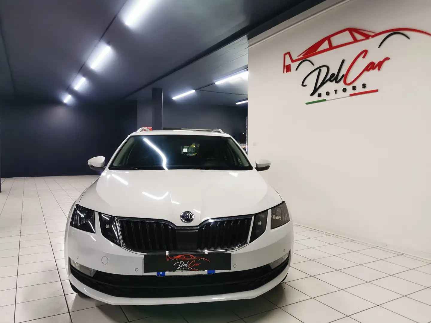 Skoda Octavia Wagon 1.4 tsi g-tec Executive  Unicoproprietario Weiß - 2