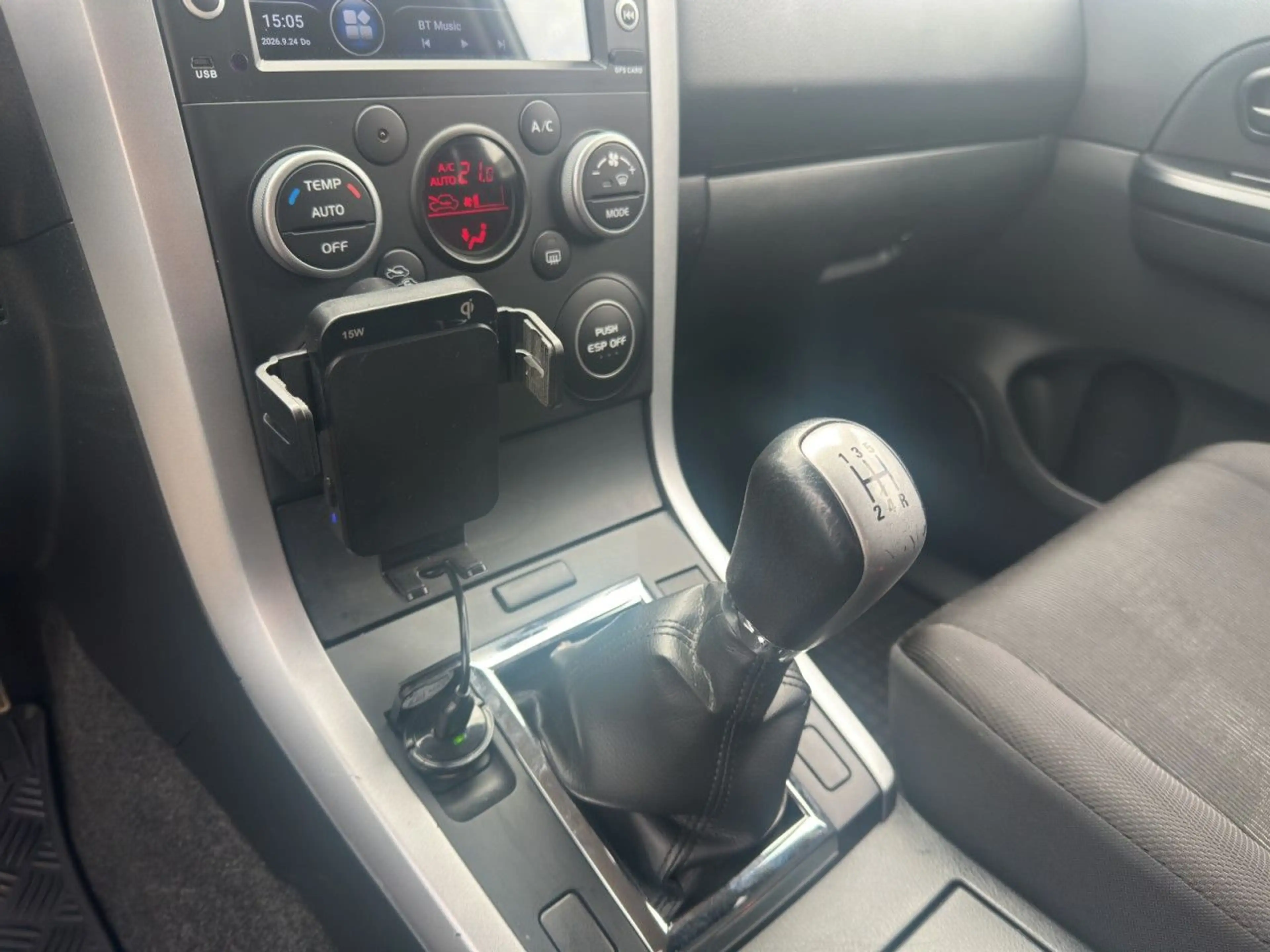 Suzuki Grand Vitara 1.6 4x4 Offroadpaket Seilwinde Klima — photo 15