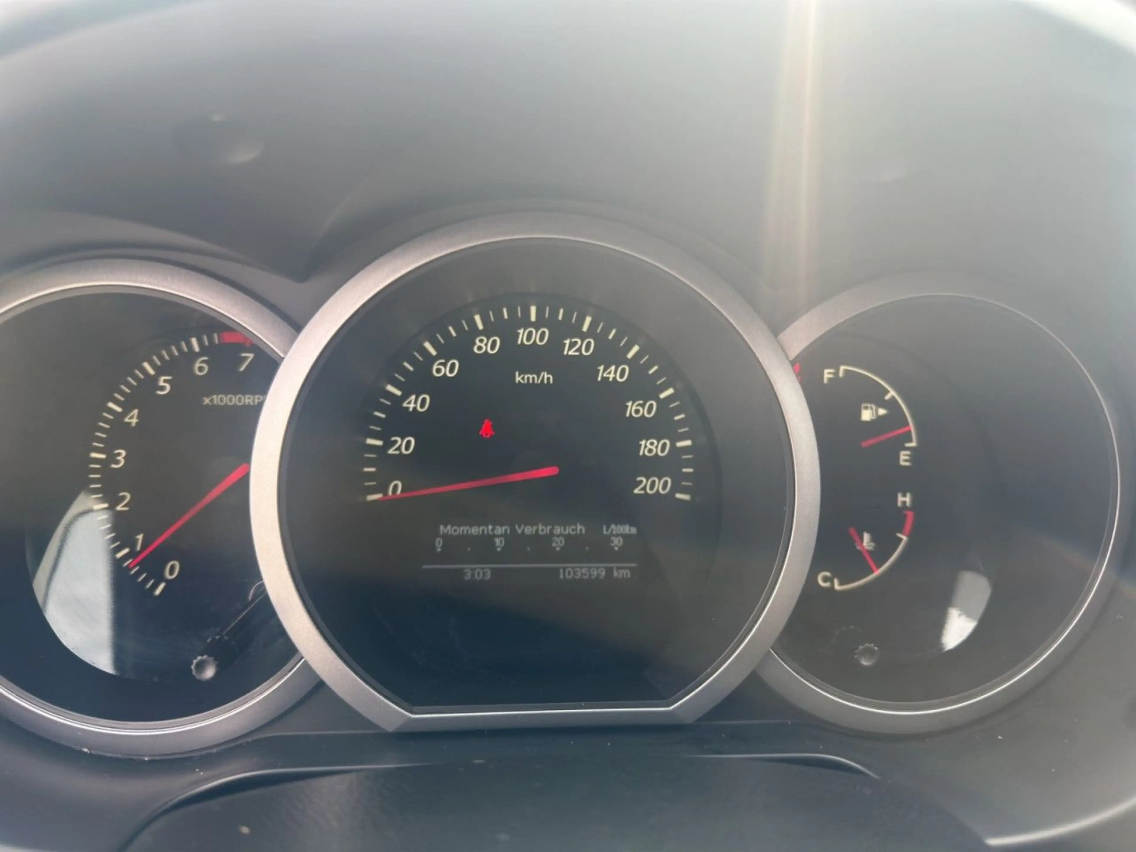 Suzuki Grand Vitara 1.6 4x4 Offroadpaket Seilwinde Klima — photo 11