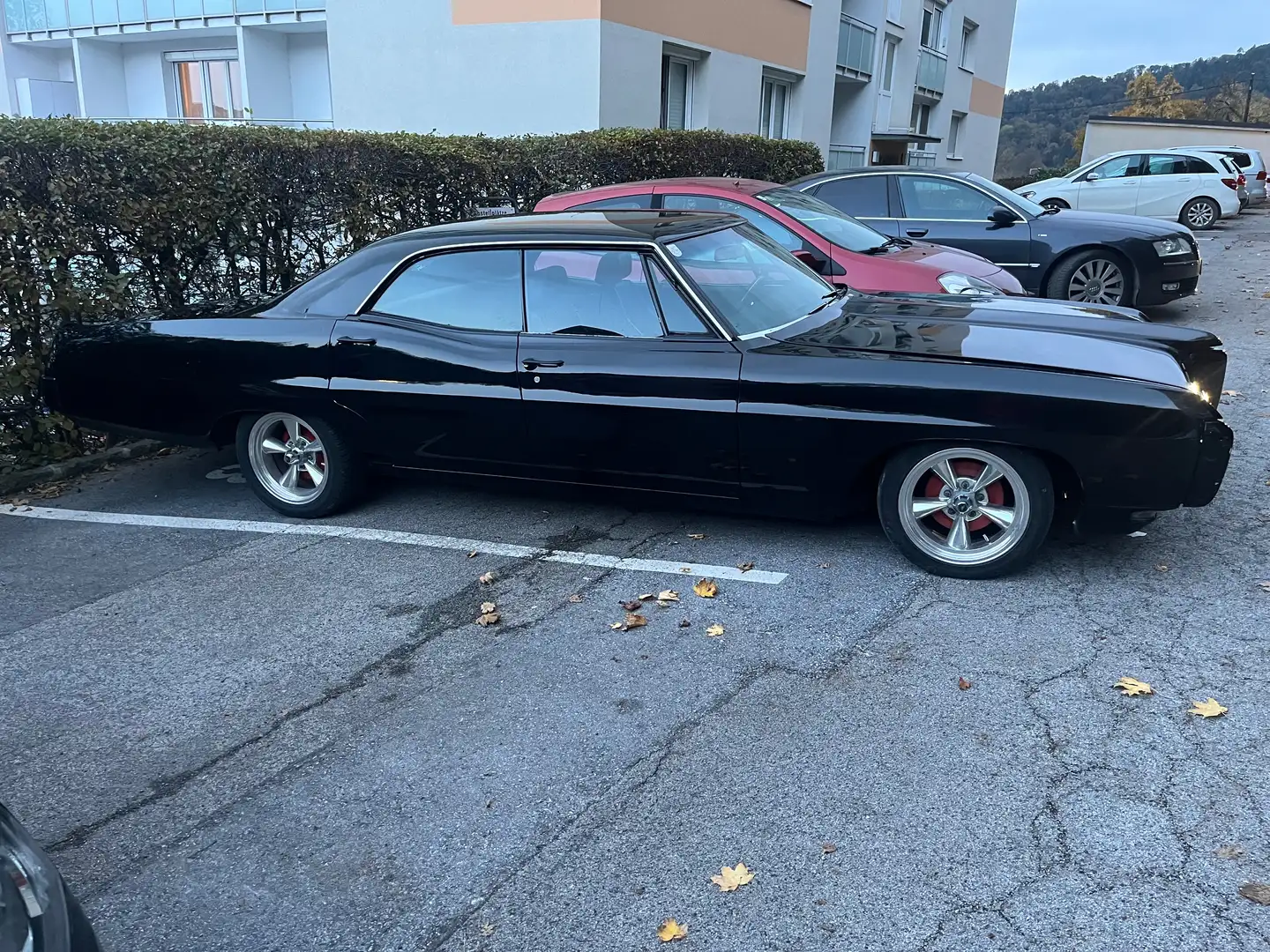 Pontiac Bonneville 4 Door Hardtop Negru - 2