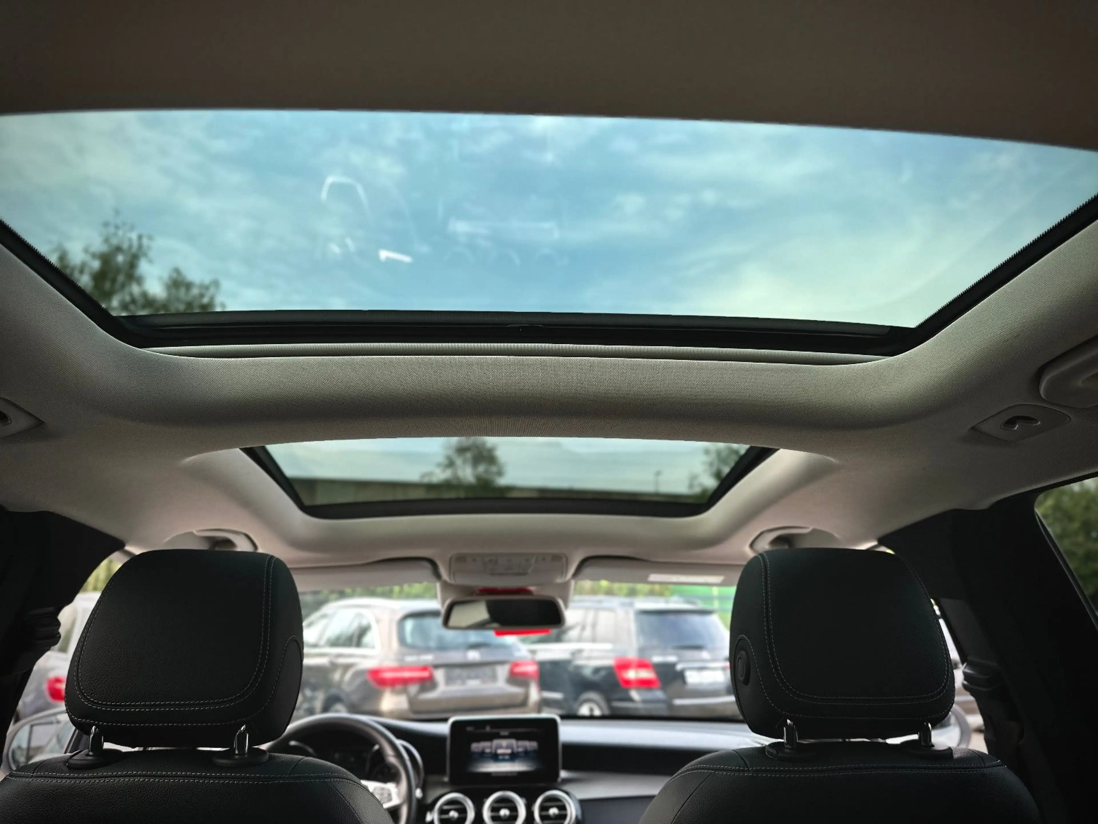 Mercedes-Benz GLC 250 4Matic Distro+*Kamera*Keyless*Burmester* — photo 14