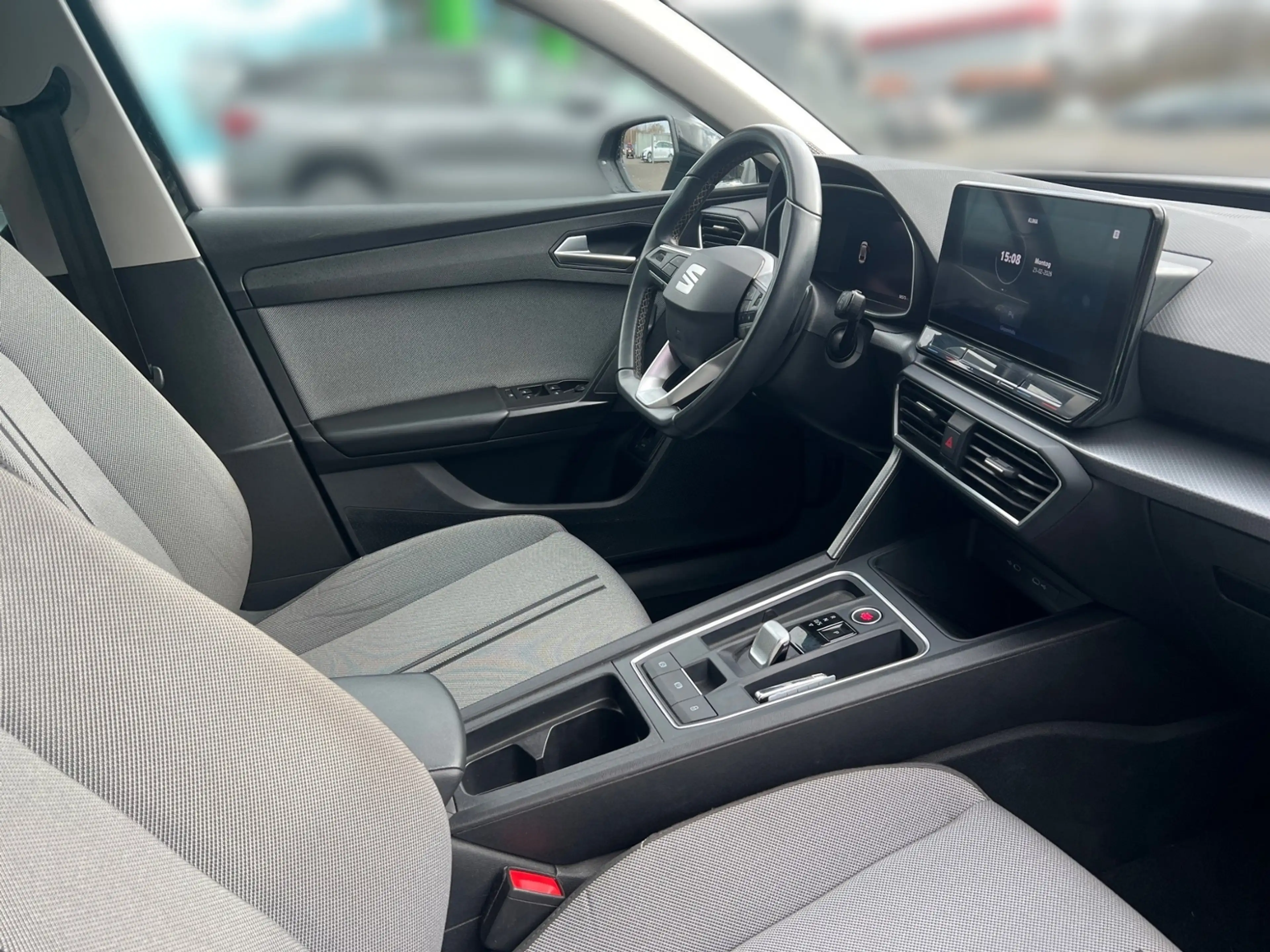 SEAT Leon ST 2.0 TDI DSG STYLE AHK+BEATS +LED +TEMPO +NAVI — photo 8