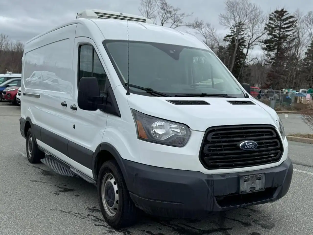 Ford Transit Cargo Van снимка Ford Transit Cargo Van