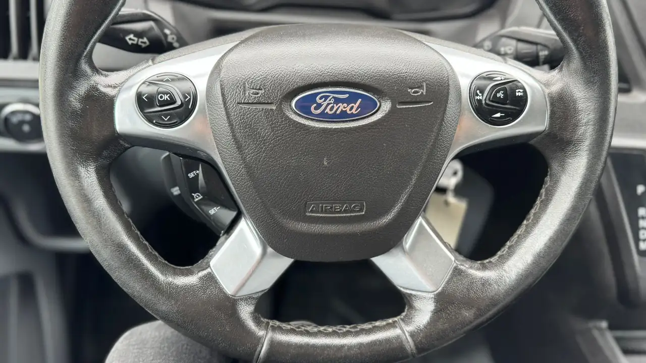 Ford Transit Cargo Van снимка Ford Transit Cargo Van