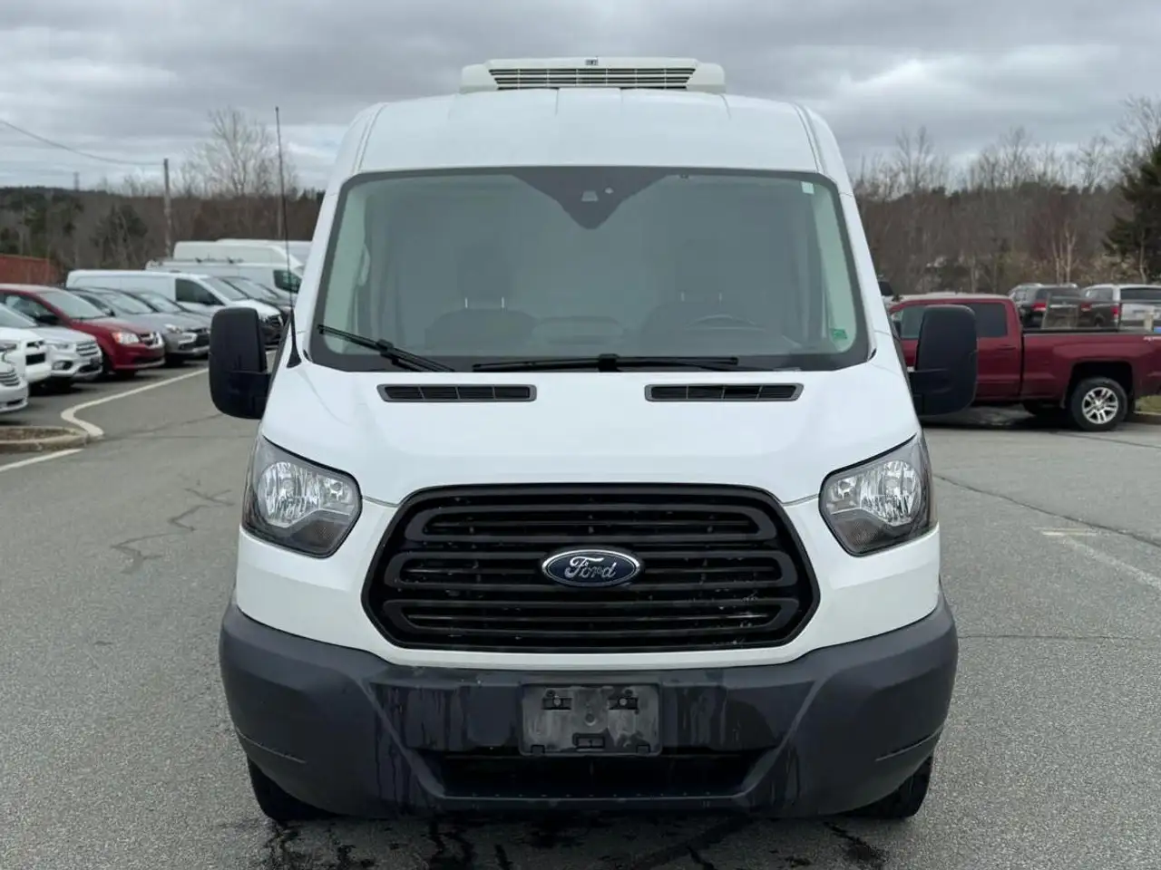 Ford Transit Cargo Van снимка Ford Transit Cargo Van