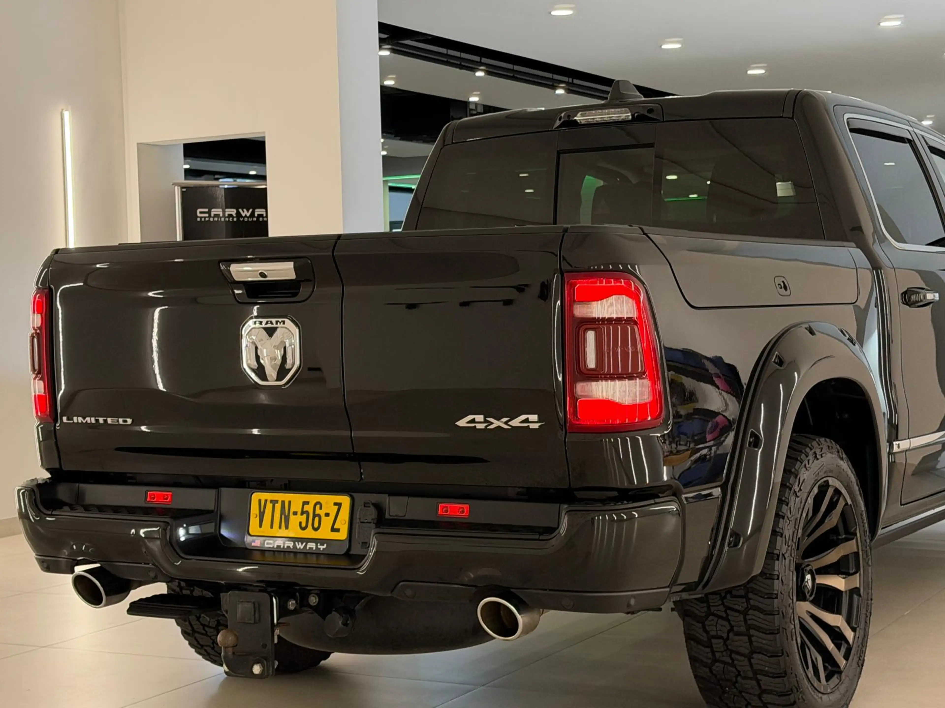 Dodge RAM 1500 5.7 V8 LIMITED 10TH ANNIVERSARY EDITION Wideb — photo 9