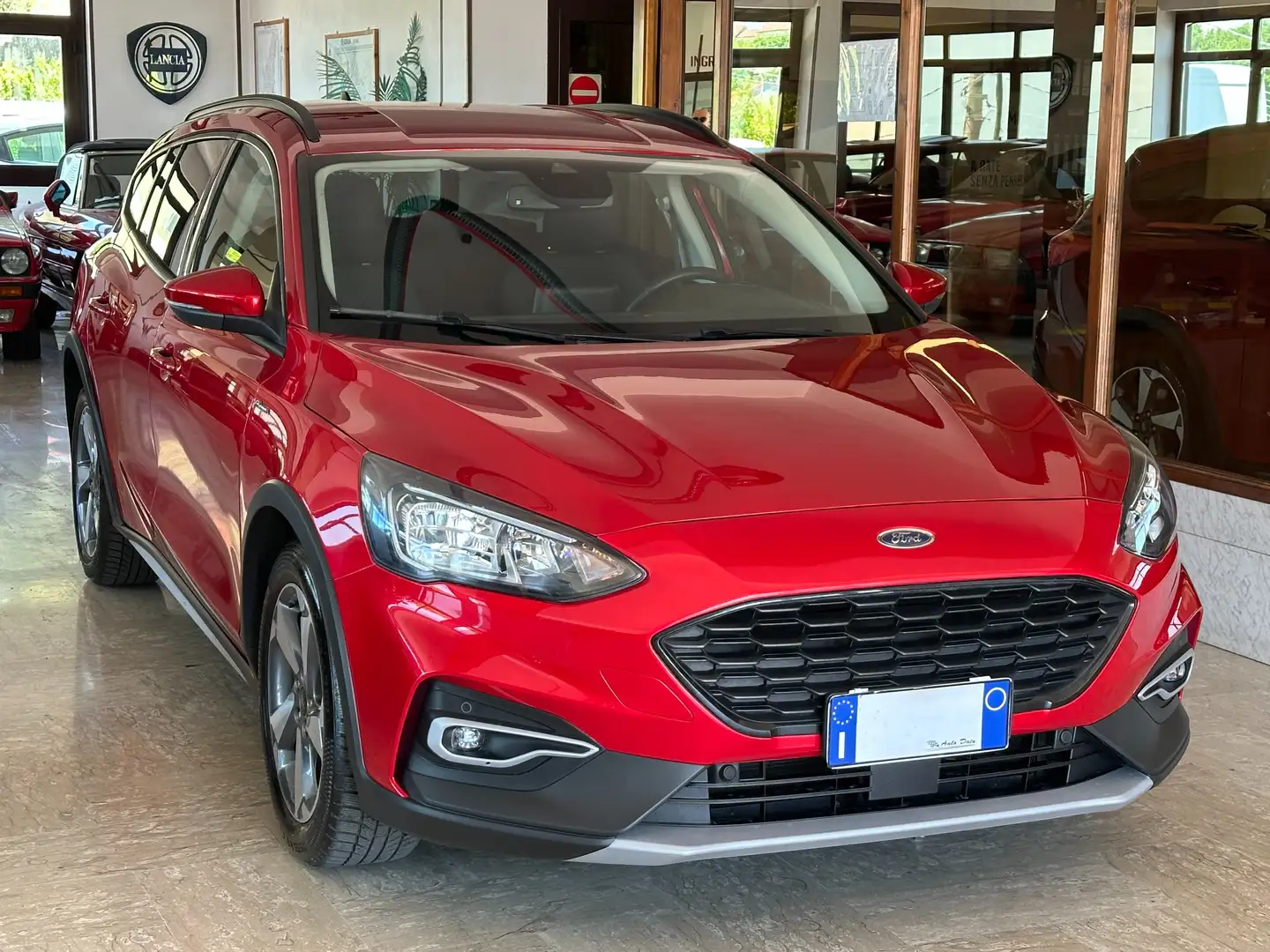 Ford Focus SW 1.5 ECOBLUE 120 cv. ACTIVE (Nav) Rood - 2