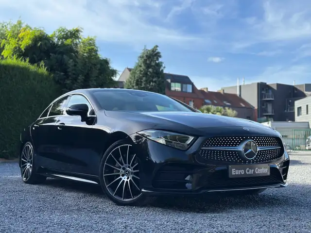 Mercedes-Benz CLS 300 d AMG Line / PANORAMA DAK / SFEERVERLICHTING / ZETELVERWARMING