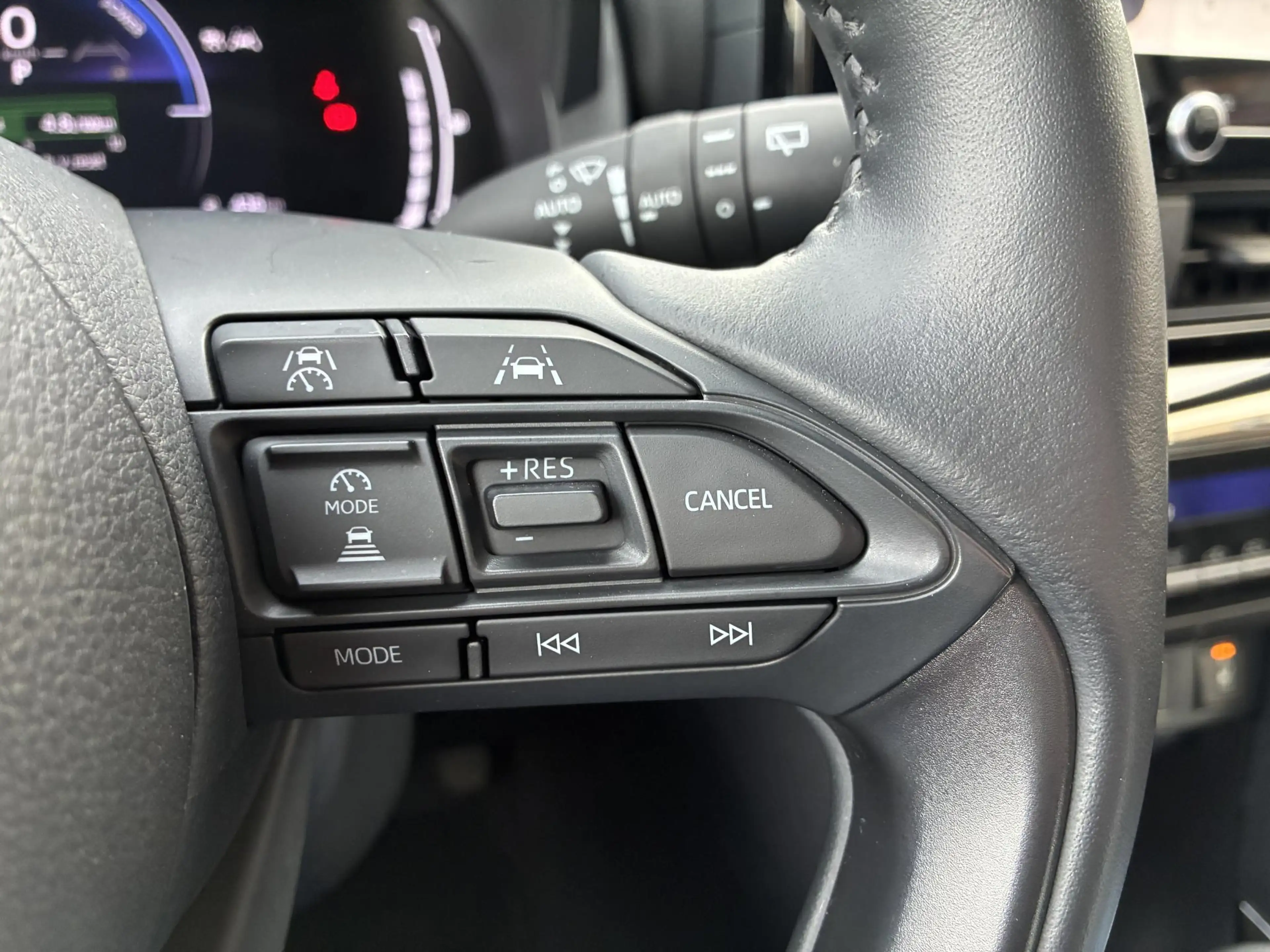 Toyota Yaris Cross HYBRID 115 DYNAMIC STOEL/STUURVERW APPLE/ANDROID K — photo 17