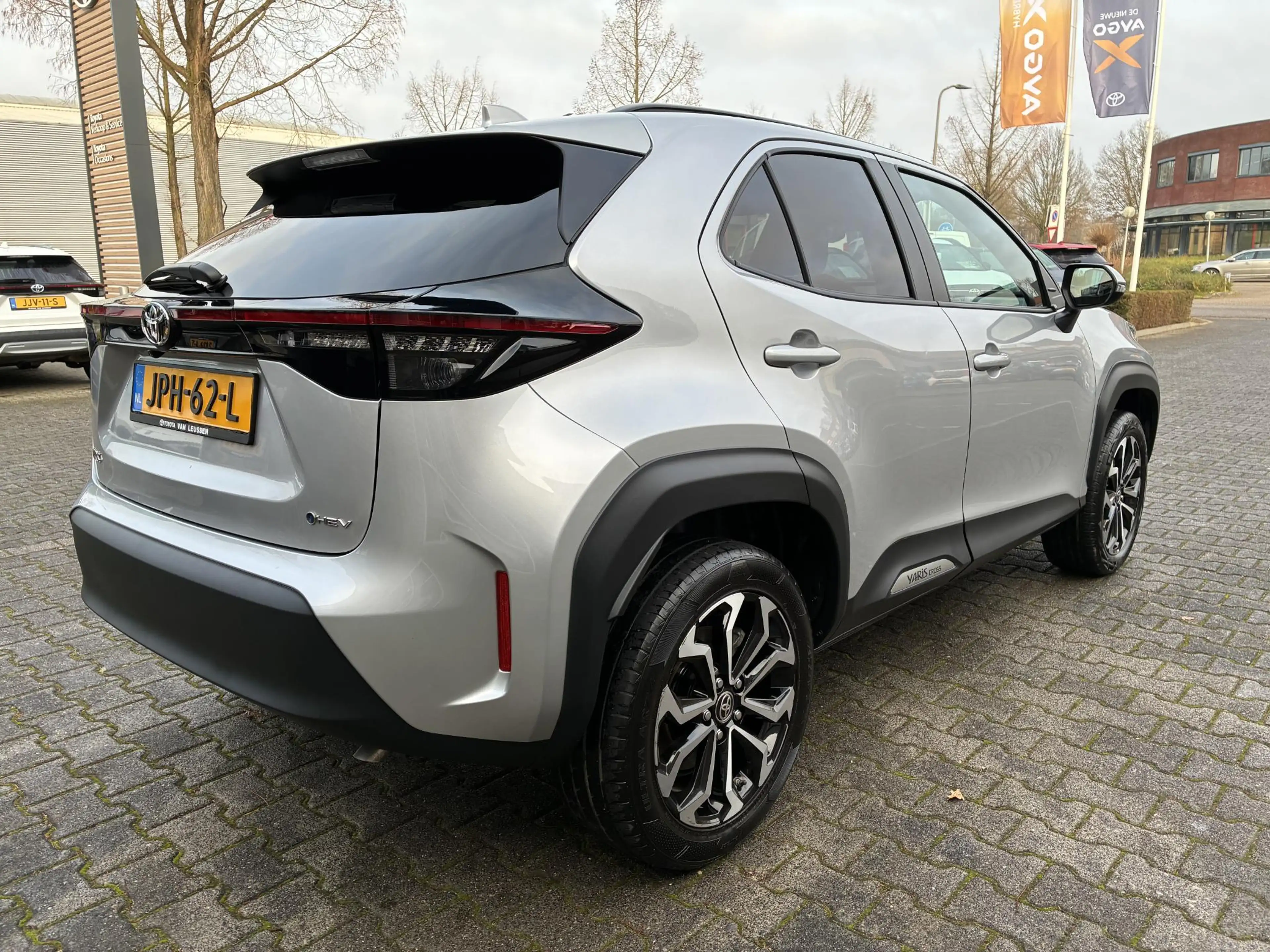 Toyota Yaris Cross HYBRID 115 DYNAMIC STOEL/STUURVERW APPLE/ANDROID K — photo 2