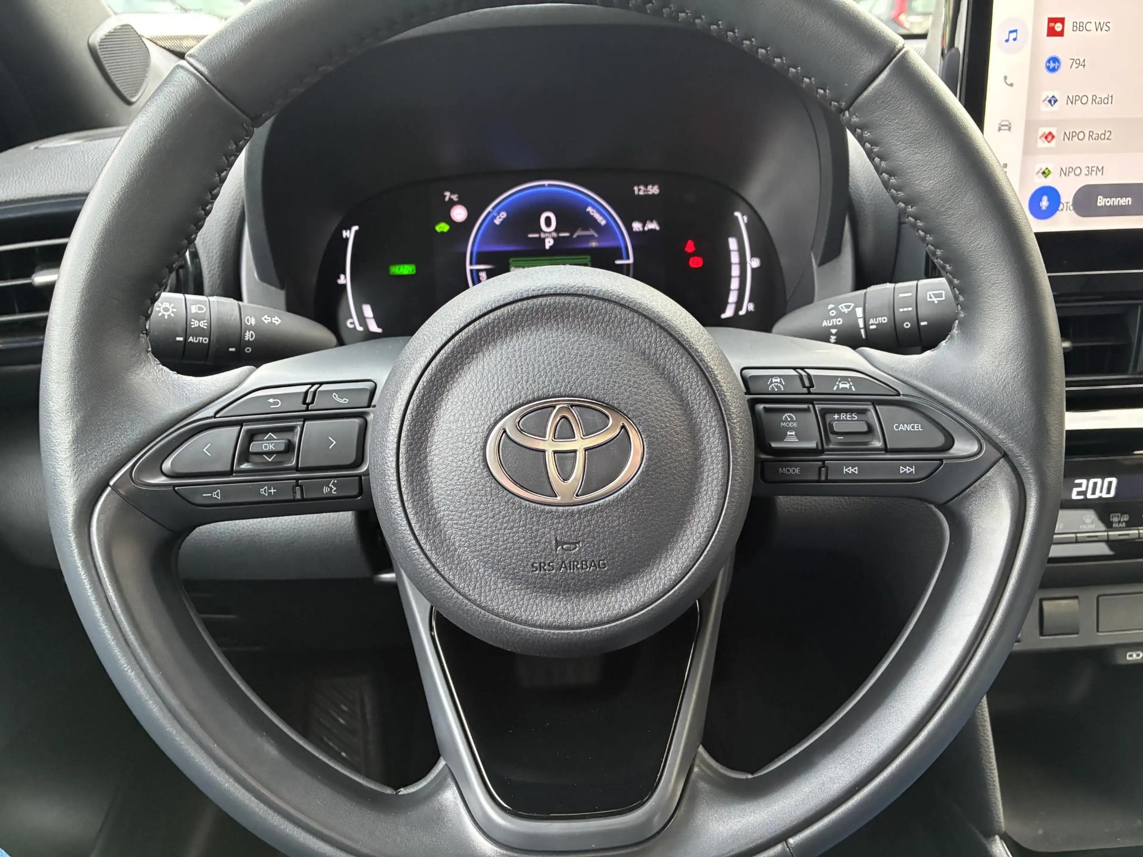 Toyota Yaris Cross HYBRID 115 DYNAMIC STOEL/STUURVERW APPLE/ANDROID K — photo 14