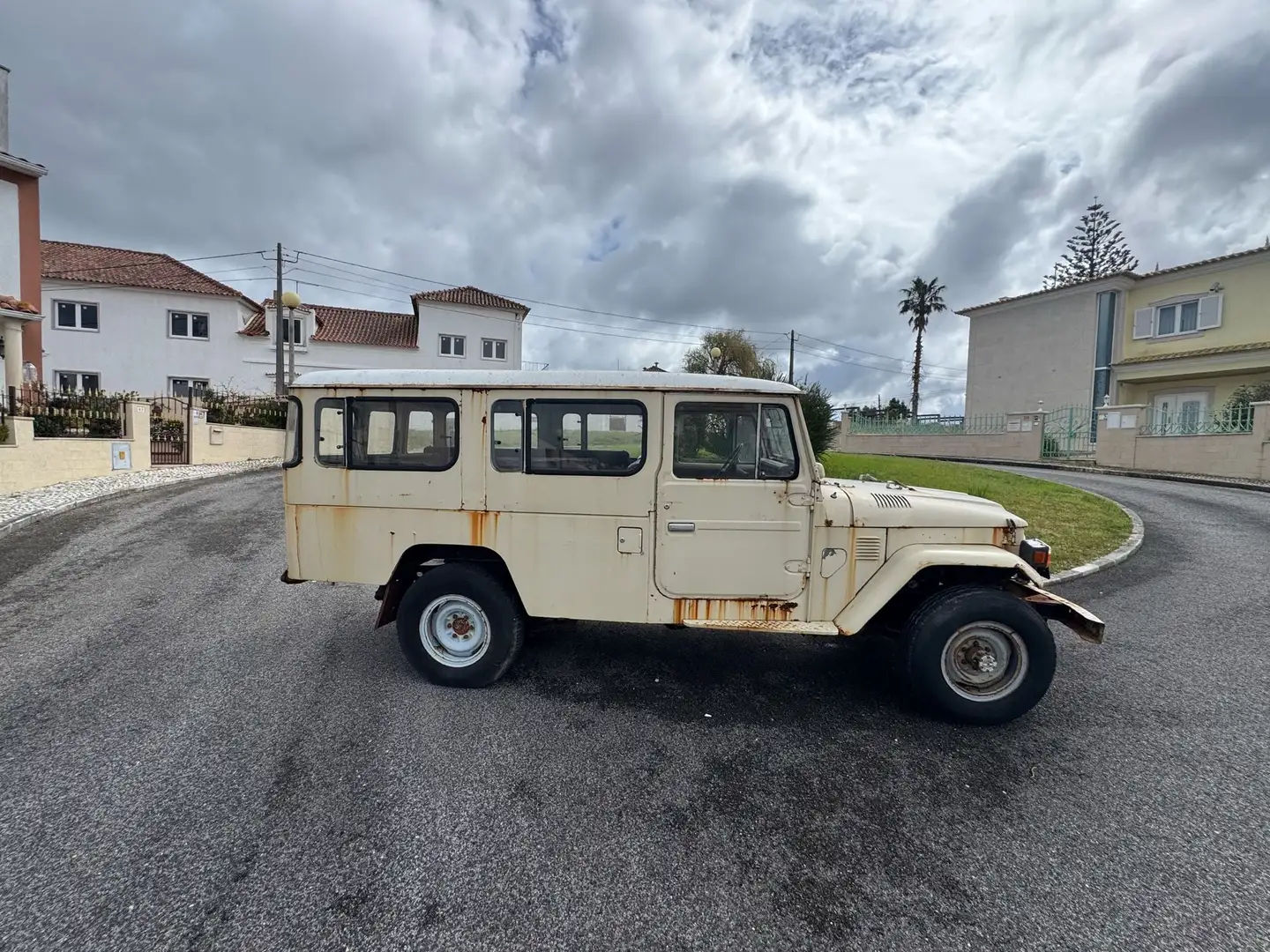 Toyota Land Cruiser BJ45 - 2