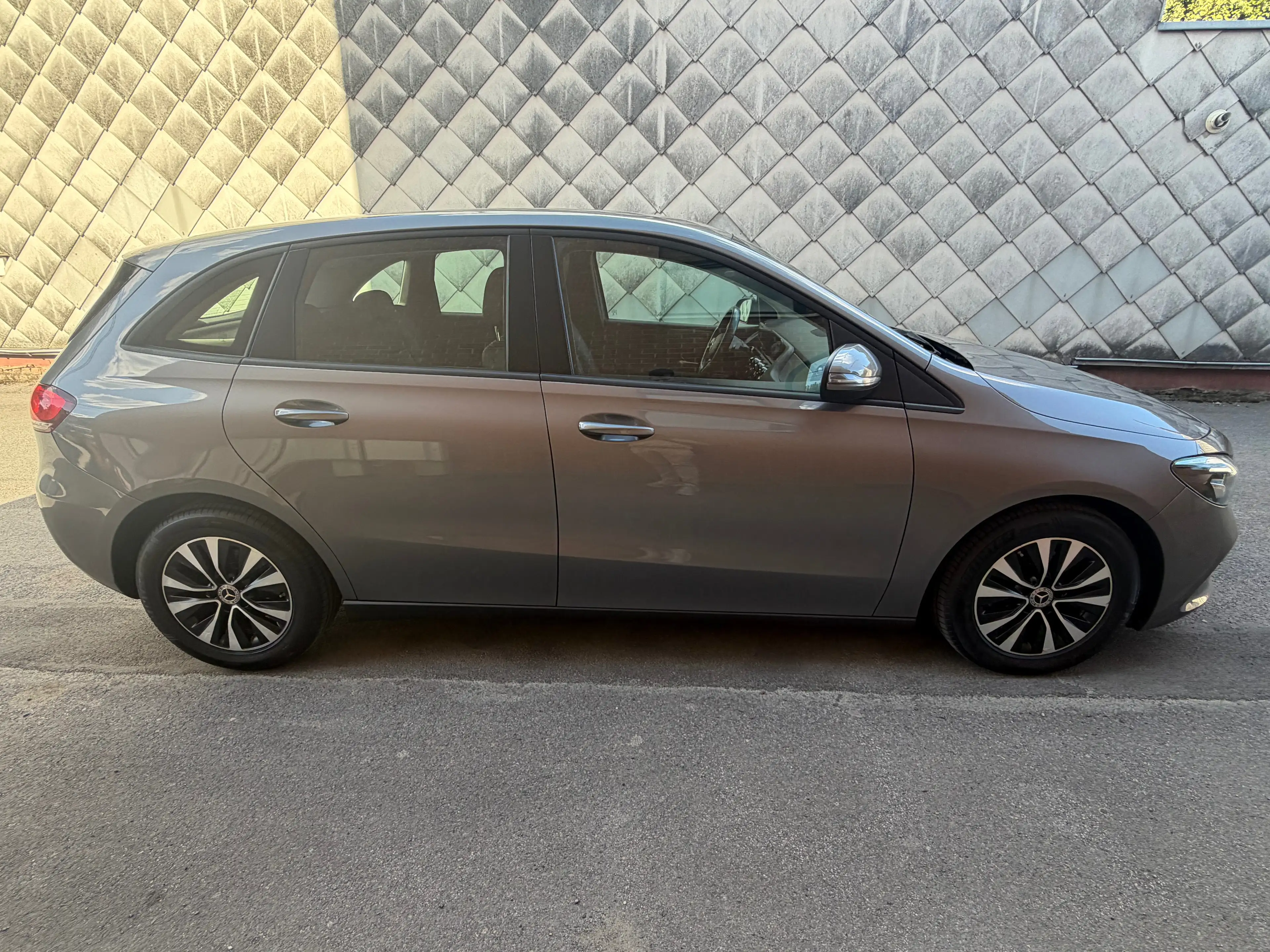 Mercedes-Benz B 180 B 180 d Business Solution — photo 3