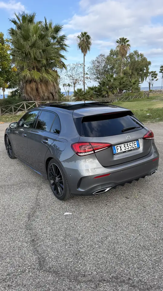 Mercedes-Benz A 180