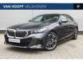 BMW 550 5 Serie 550e xDrive M Sport Automaat / Trekhaak / Gris - thumbnail 1