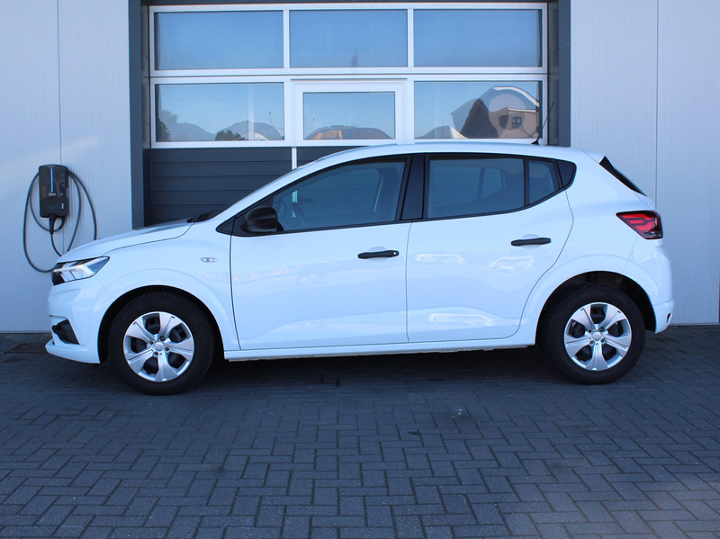 Dacia Sandero Essential — photo 2