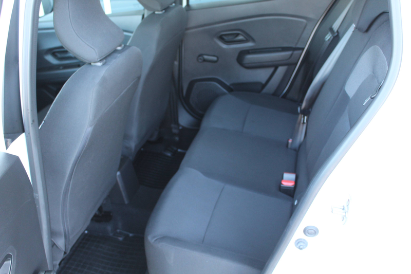 Dacia Sandero Essential — photo 10