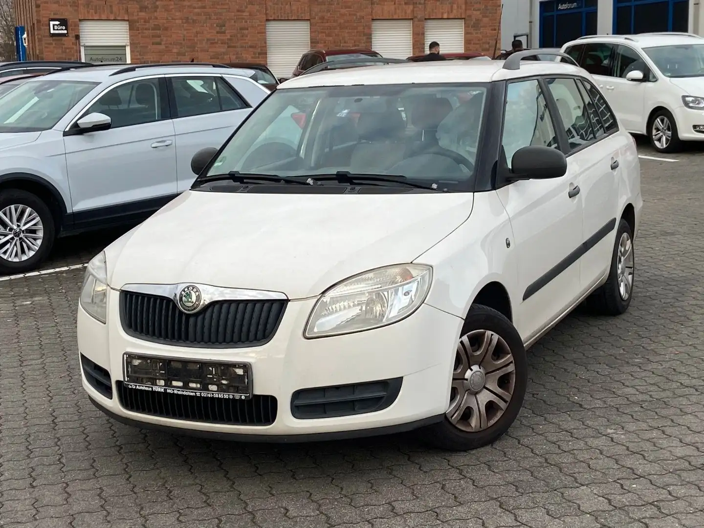 Skoda Fabia Combi Cool Edition*1.Hand*Klima* Weiß - 1