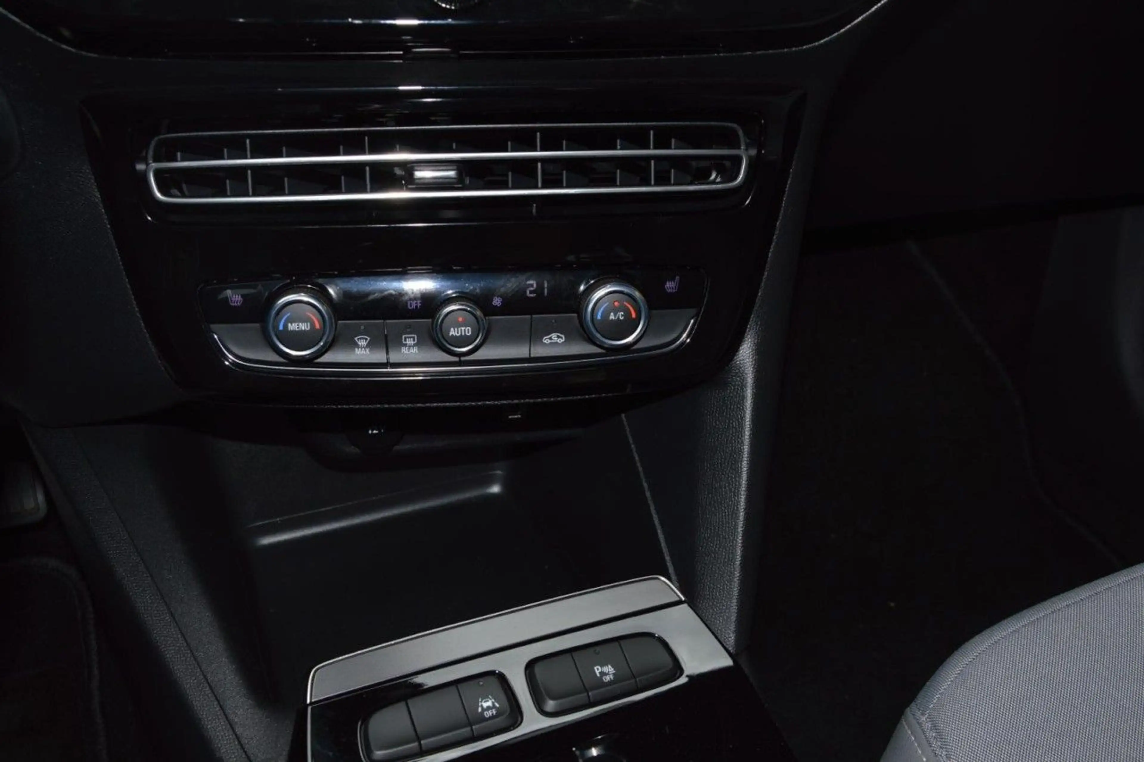 Opel Mokka-E Elegance/Navi/Kamera/Keyless/PDC/Allwetterr. — photo 14