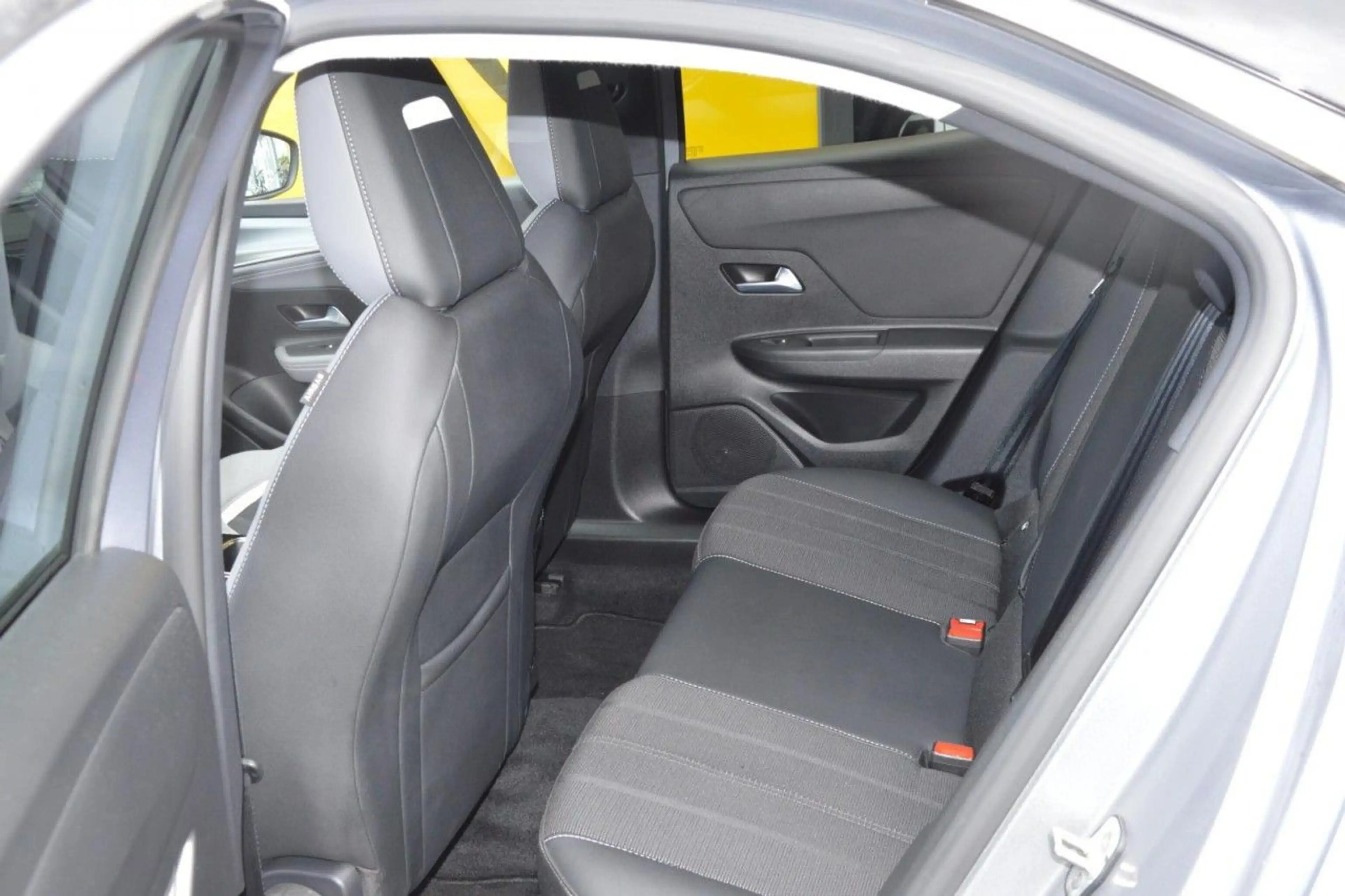 Opel Mokka-E Elegance/Navi/Kamera/Keyless/PDC/Allwetterr. — photo 10
