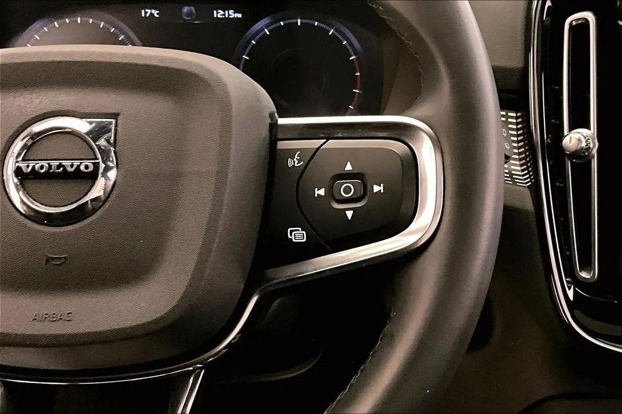 Volvo XC40 снимка Volvo XC40